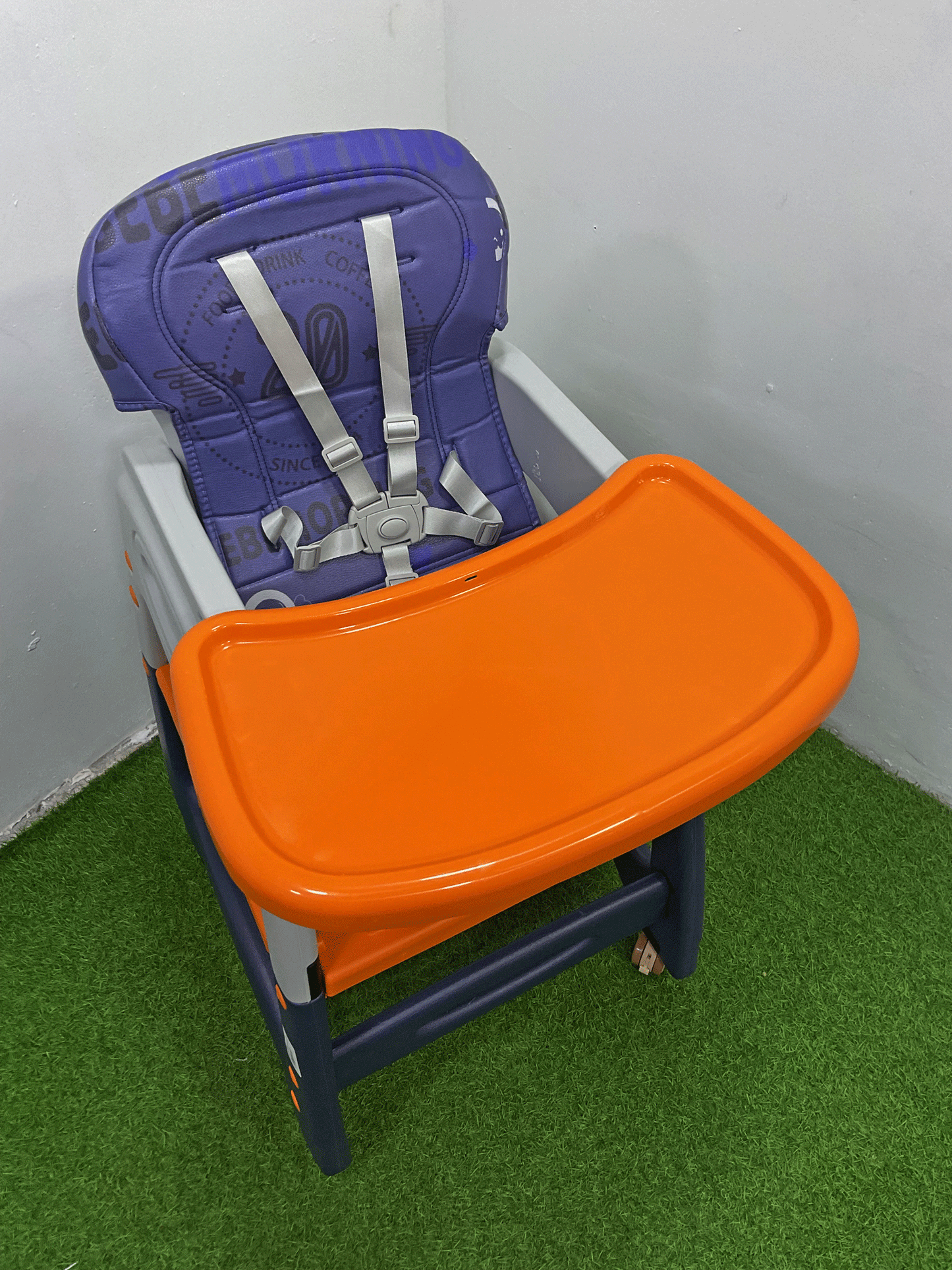 SILLA DE COMER CONVERTIBLE - KB035440