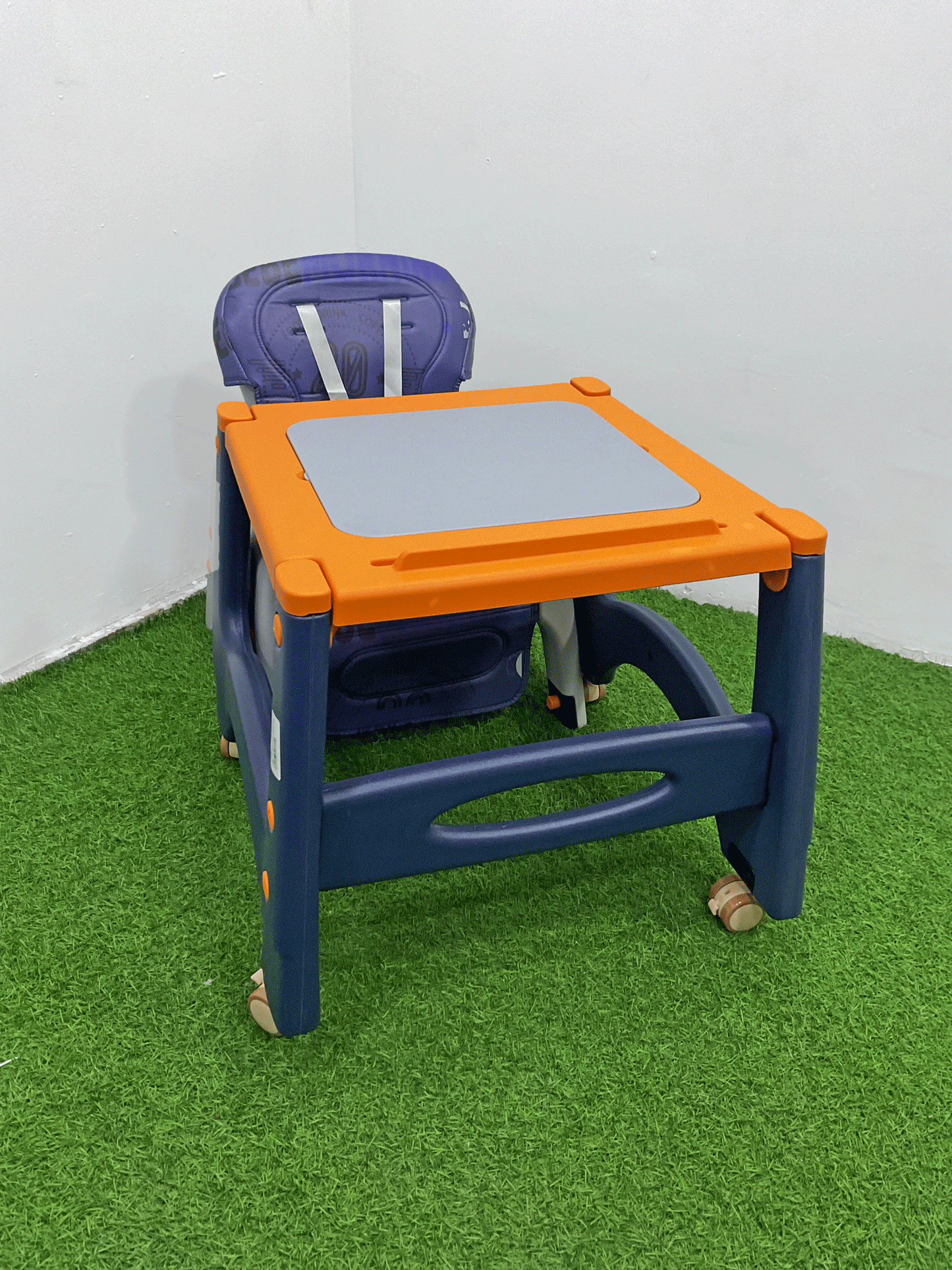 SILLA DE COMER CONVERTIBLE - KB035440