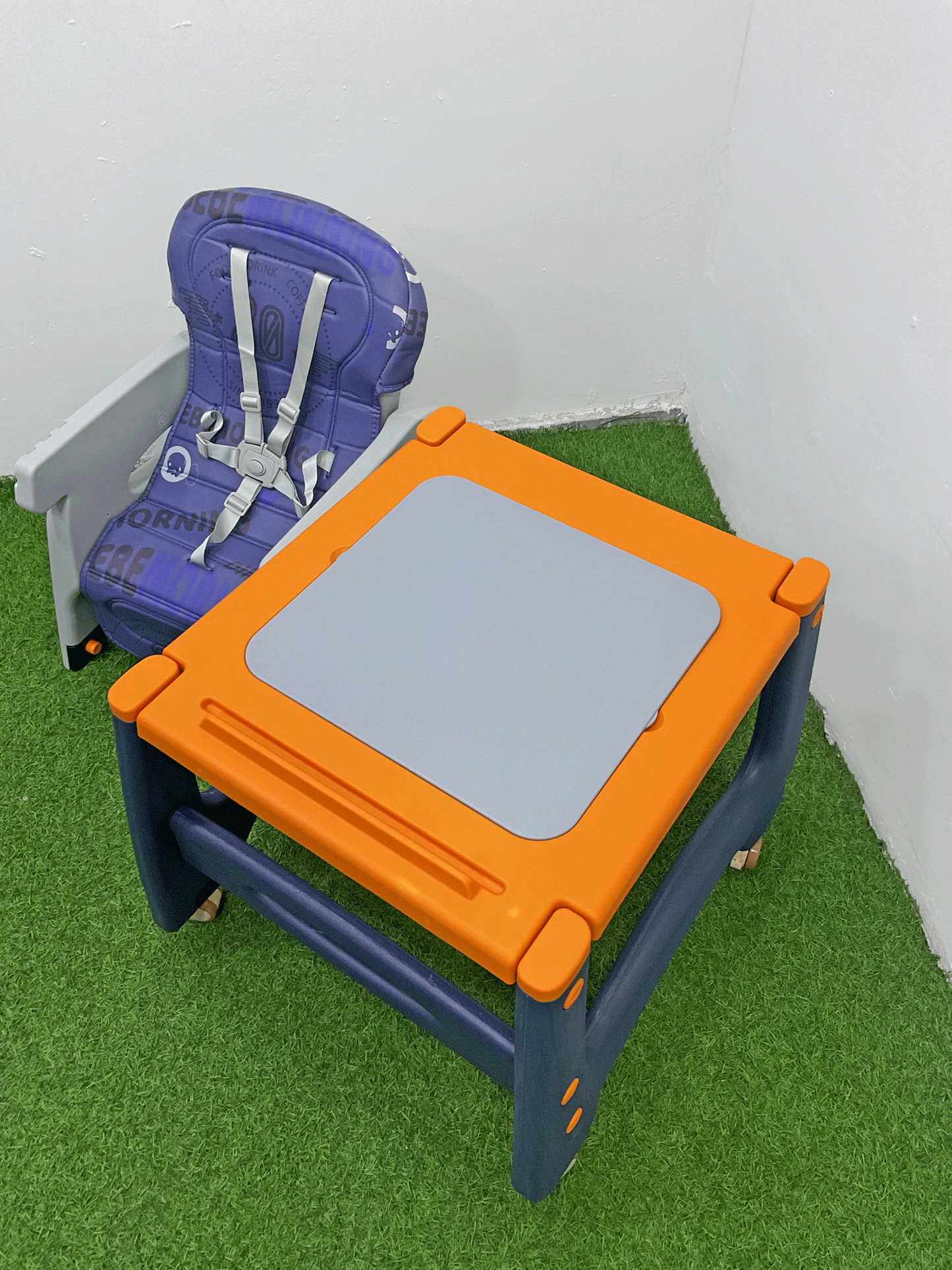 SILLA DE COMER CONVERTIBLE - KB035440