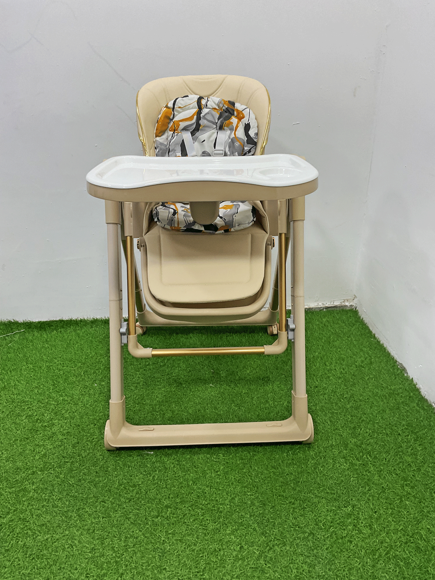 SILLA DE COMER PLEGABLE - KB200999