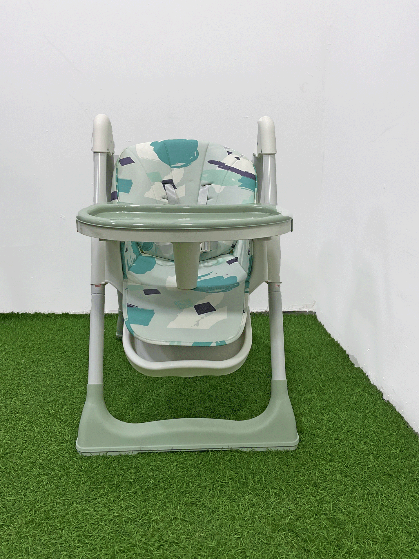 SILLA DE COMER PLEGABLE - KB059049