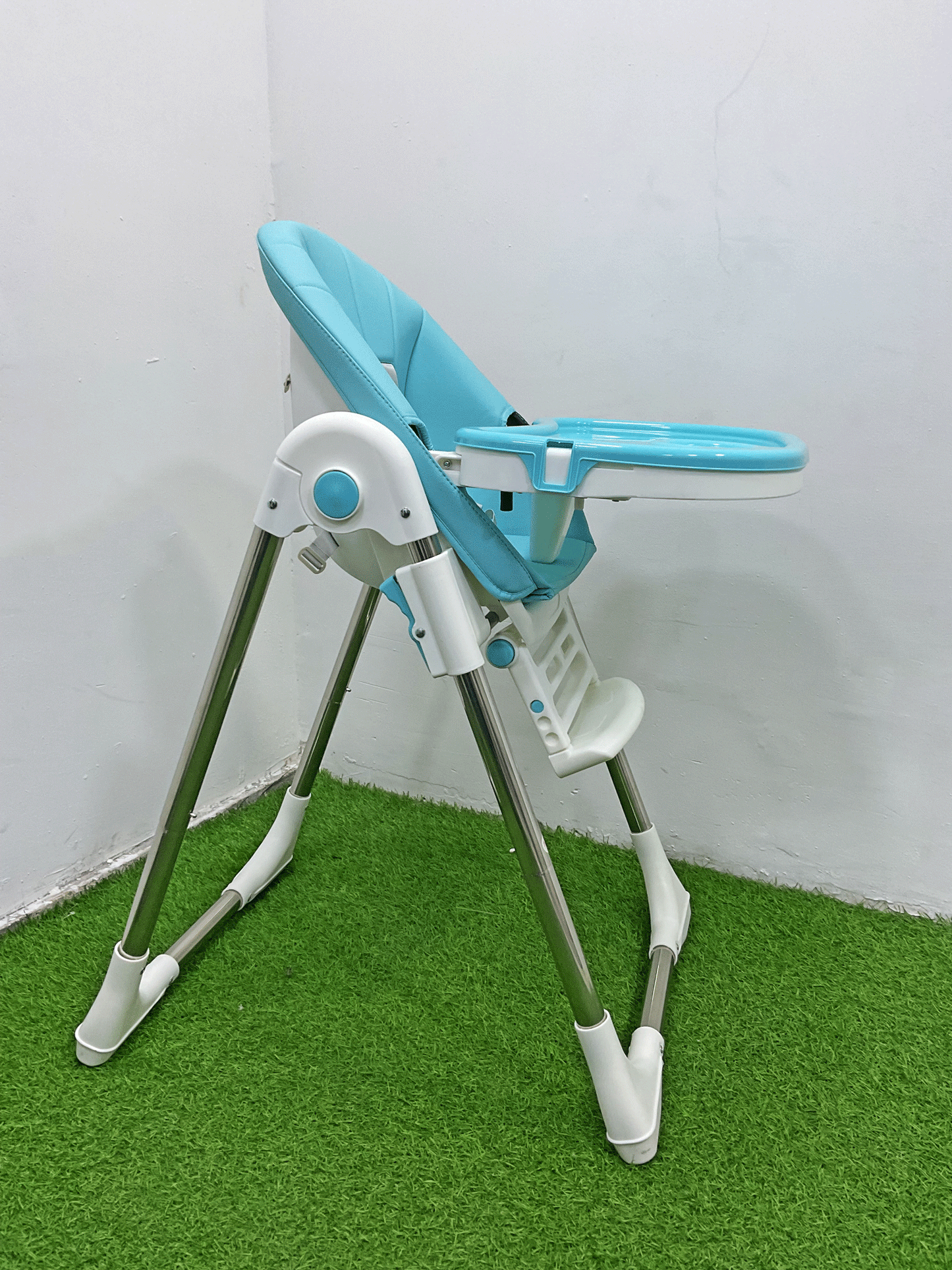 SILLA DE COMER PLEGABLE - KB059053