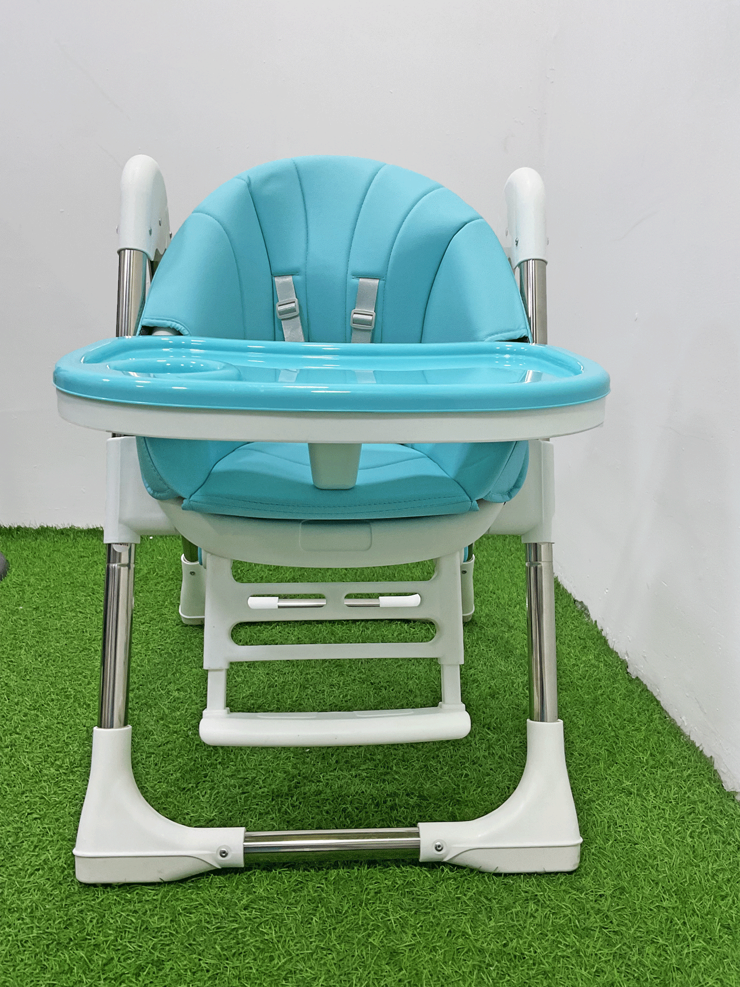 SILLA DE COMER PLEGABLE - KB059053