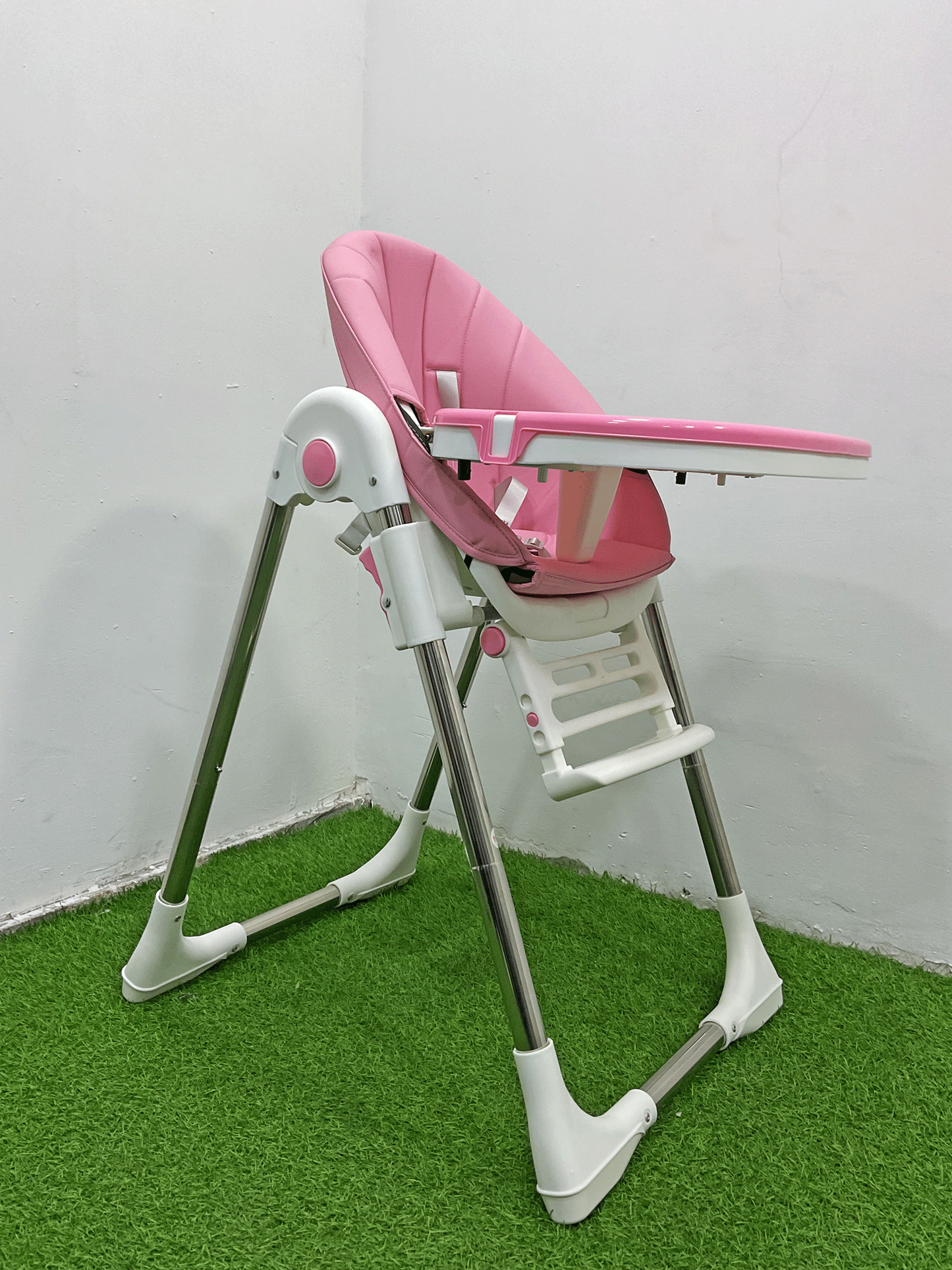 SILLA DE COMER PLEGABLE - KB059053