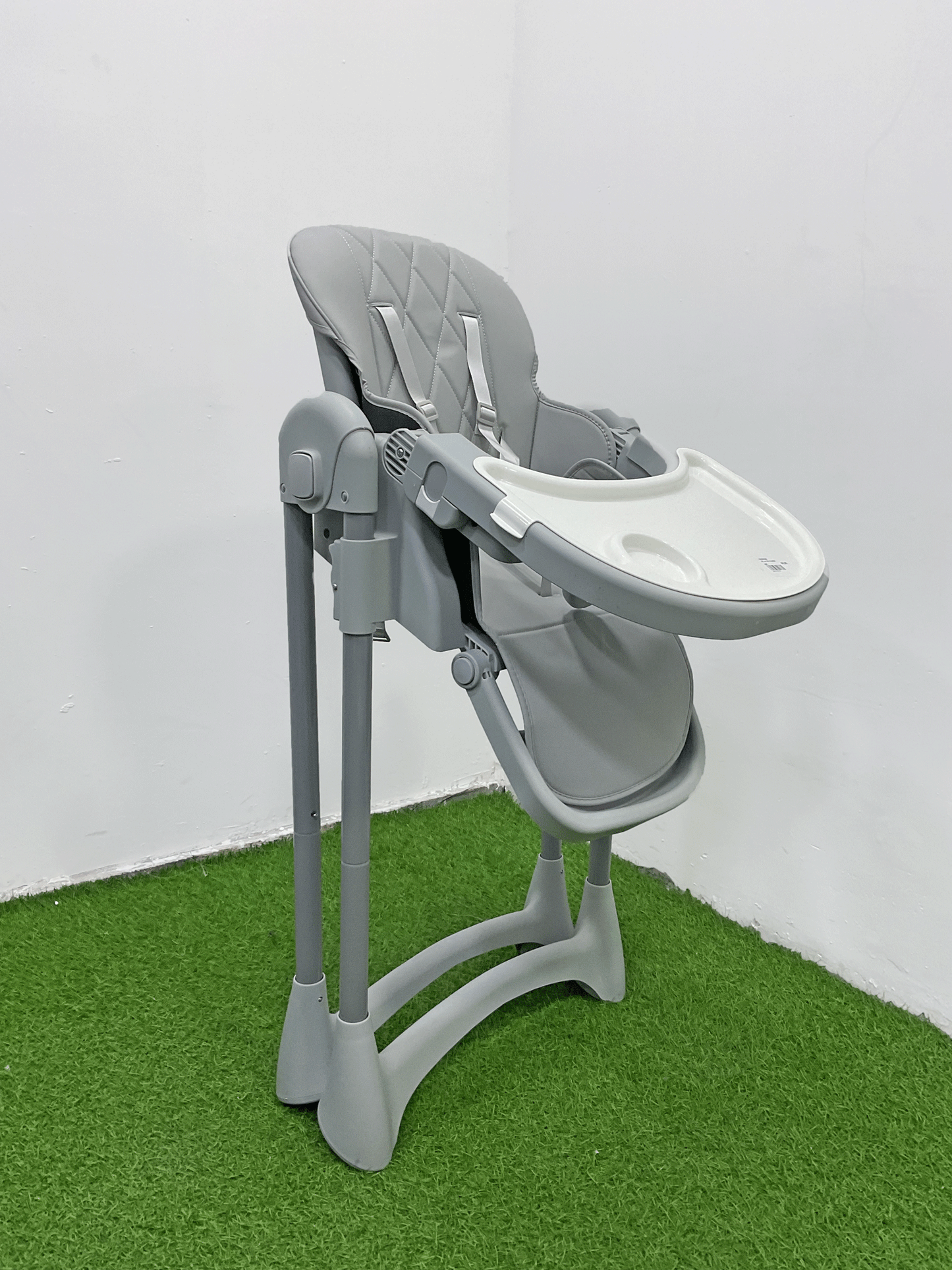 SILLA DE COMER PLEGABLE - KB059298