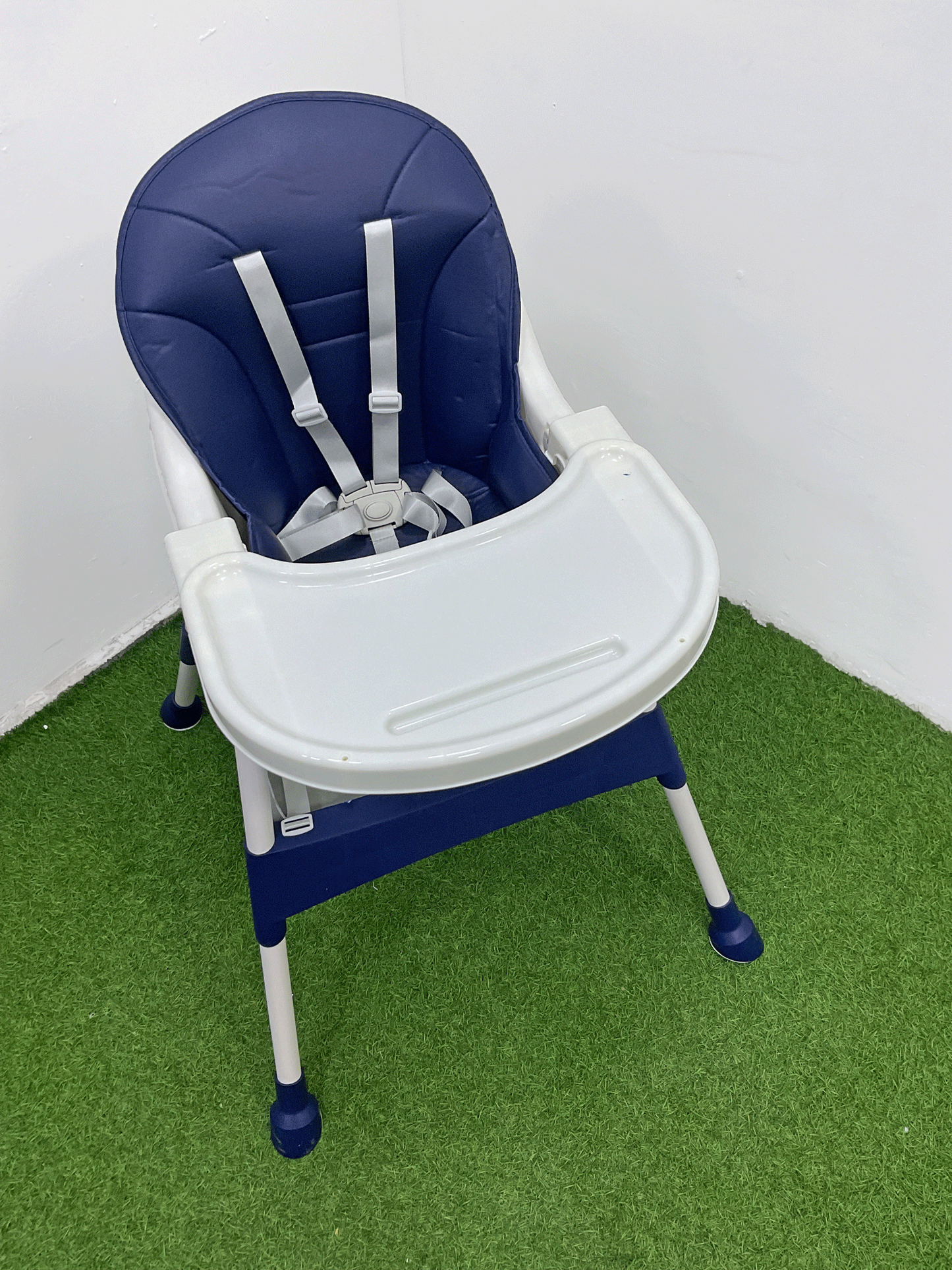 SILLA DE COMER PLEGABLE - KB059085
