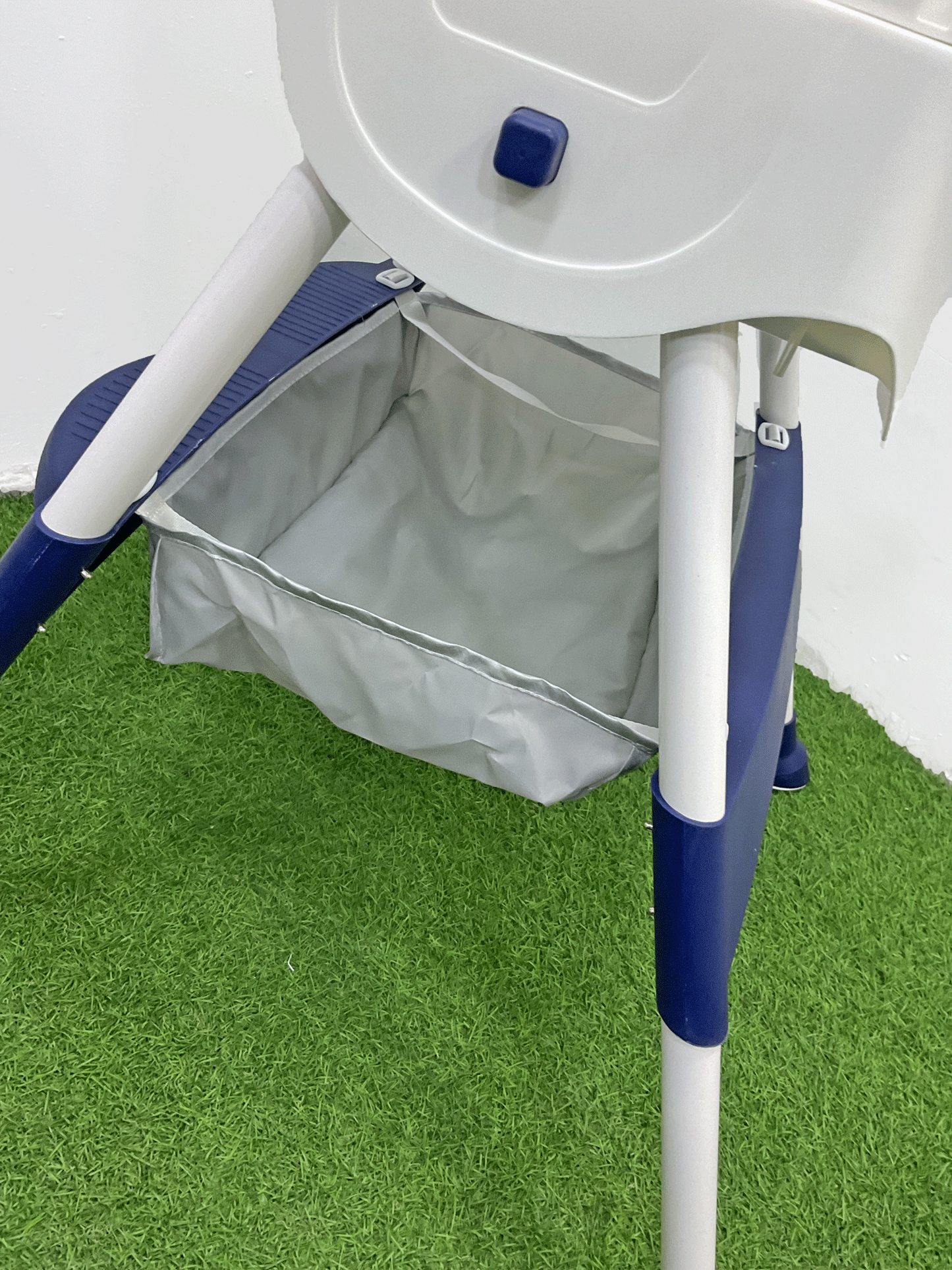 SILLA DE COMER PLEGABLE - KB059085