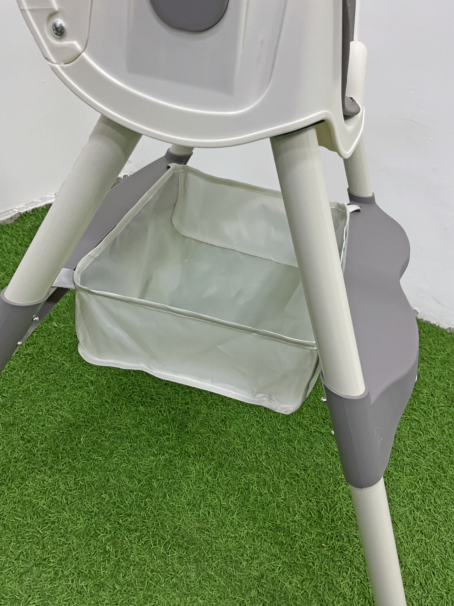 SILLA DE COMER PLEGABLE - KB059056