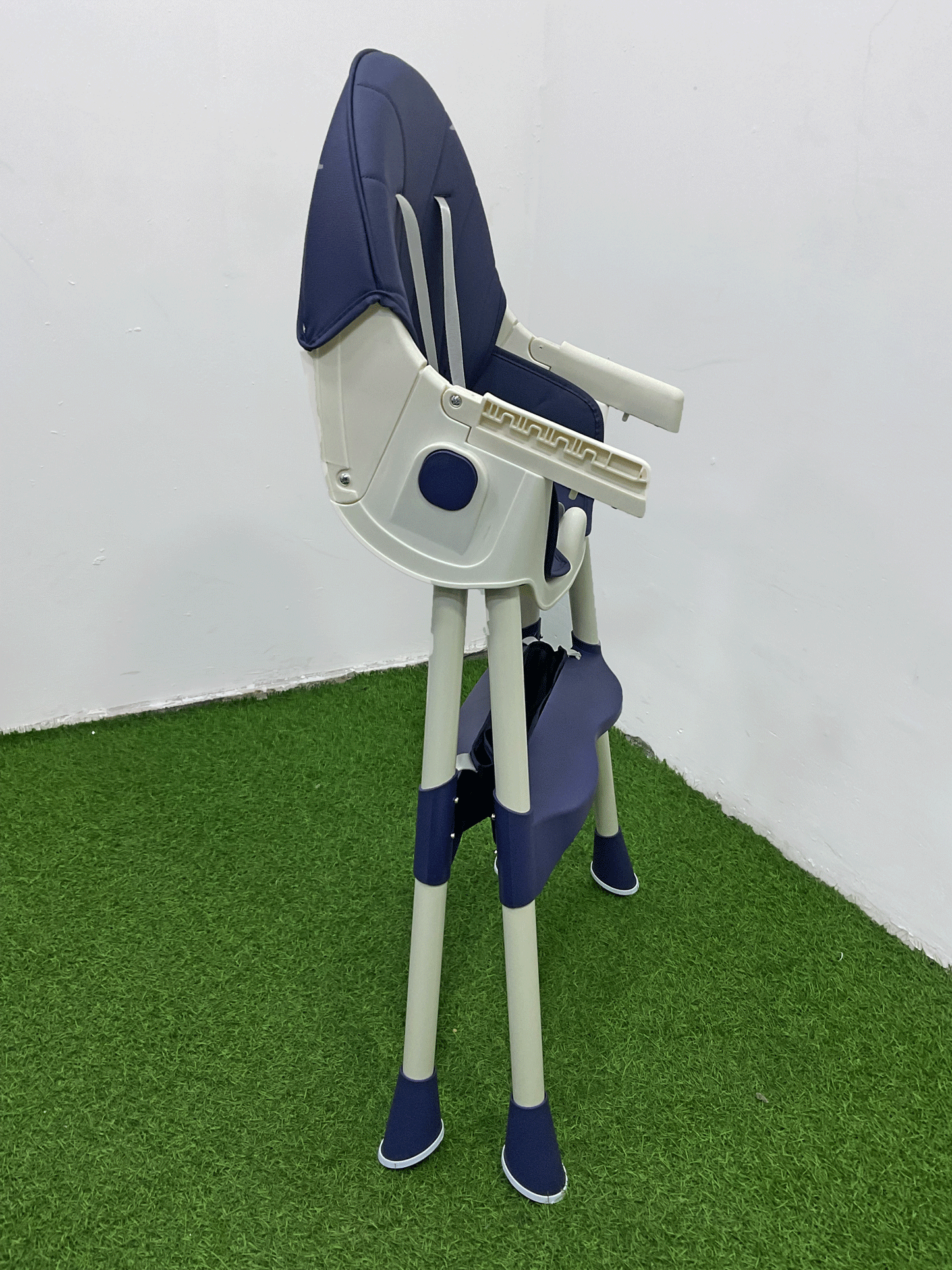 SILLA DE COMER PLEGABLE - KB059056