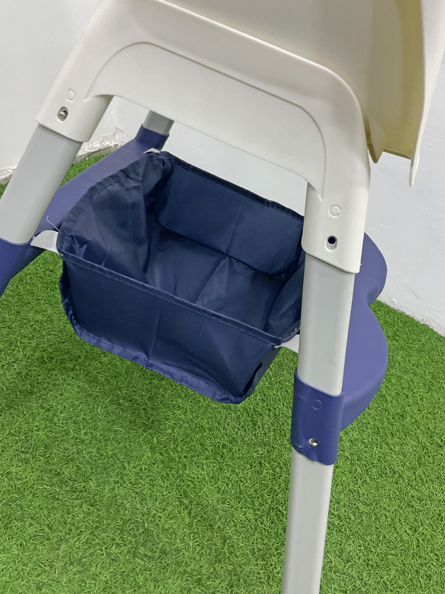 SILLA DE COMER -KB059047