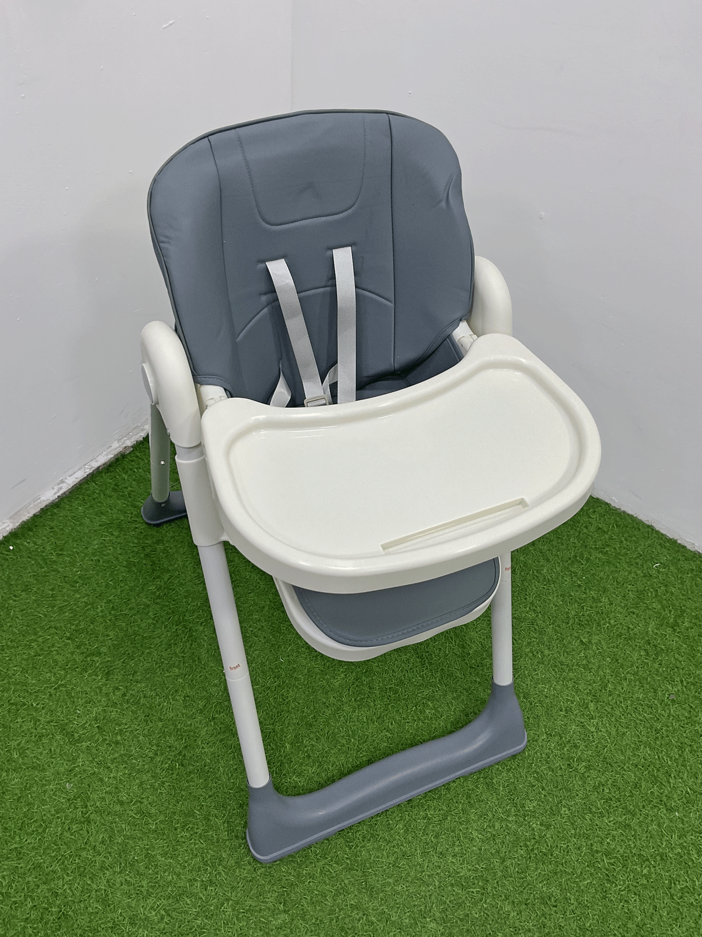 SILLA DE COMER PLEGABLE - KB059055
