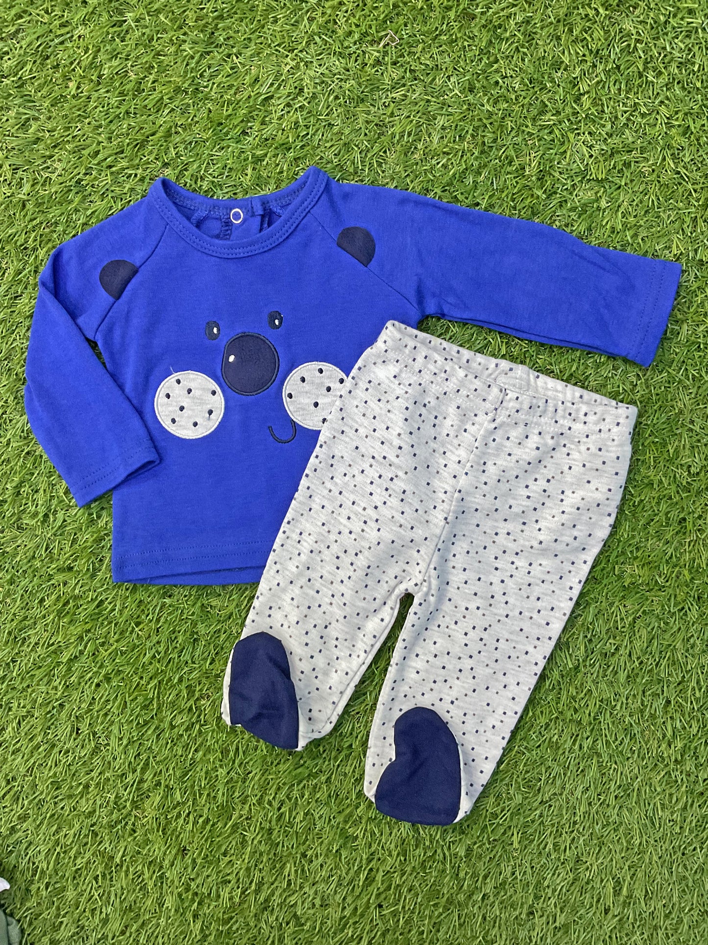 Conjunto - 35692466753