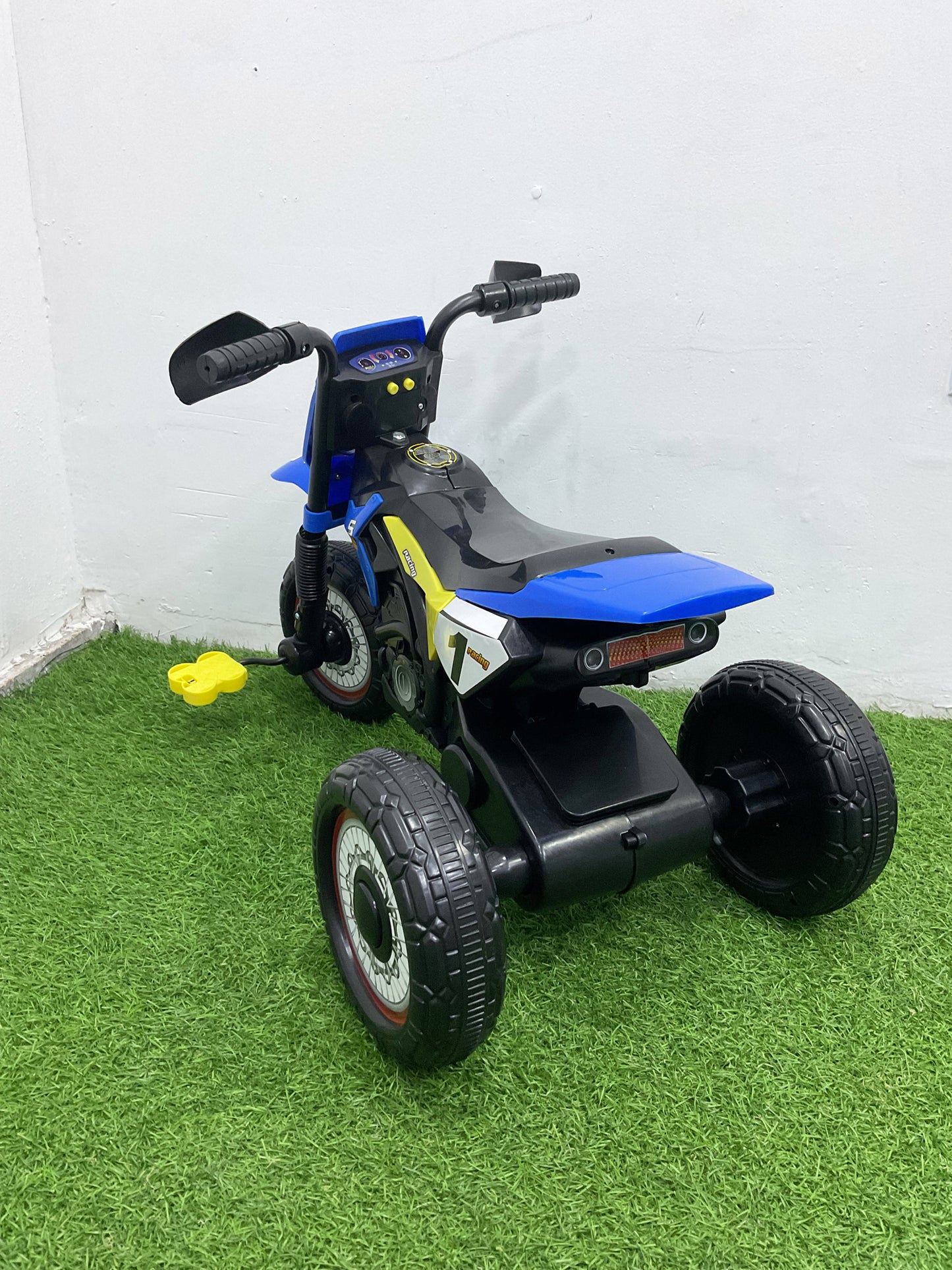Triciclo tipo Moto - JTR118A