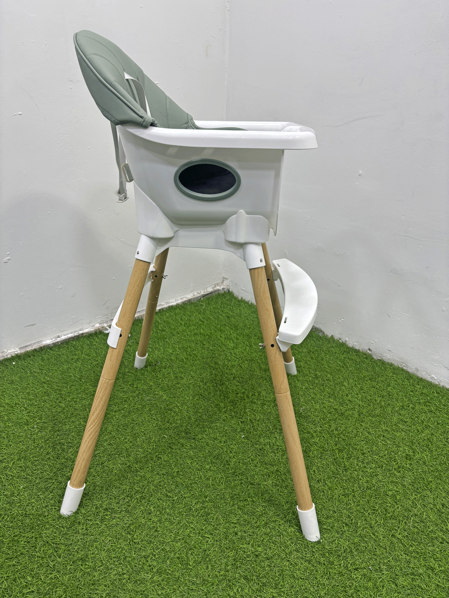 SILLA DE COMER - KB059084
