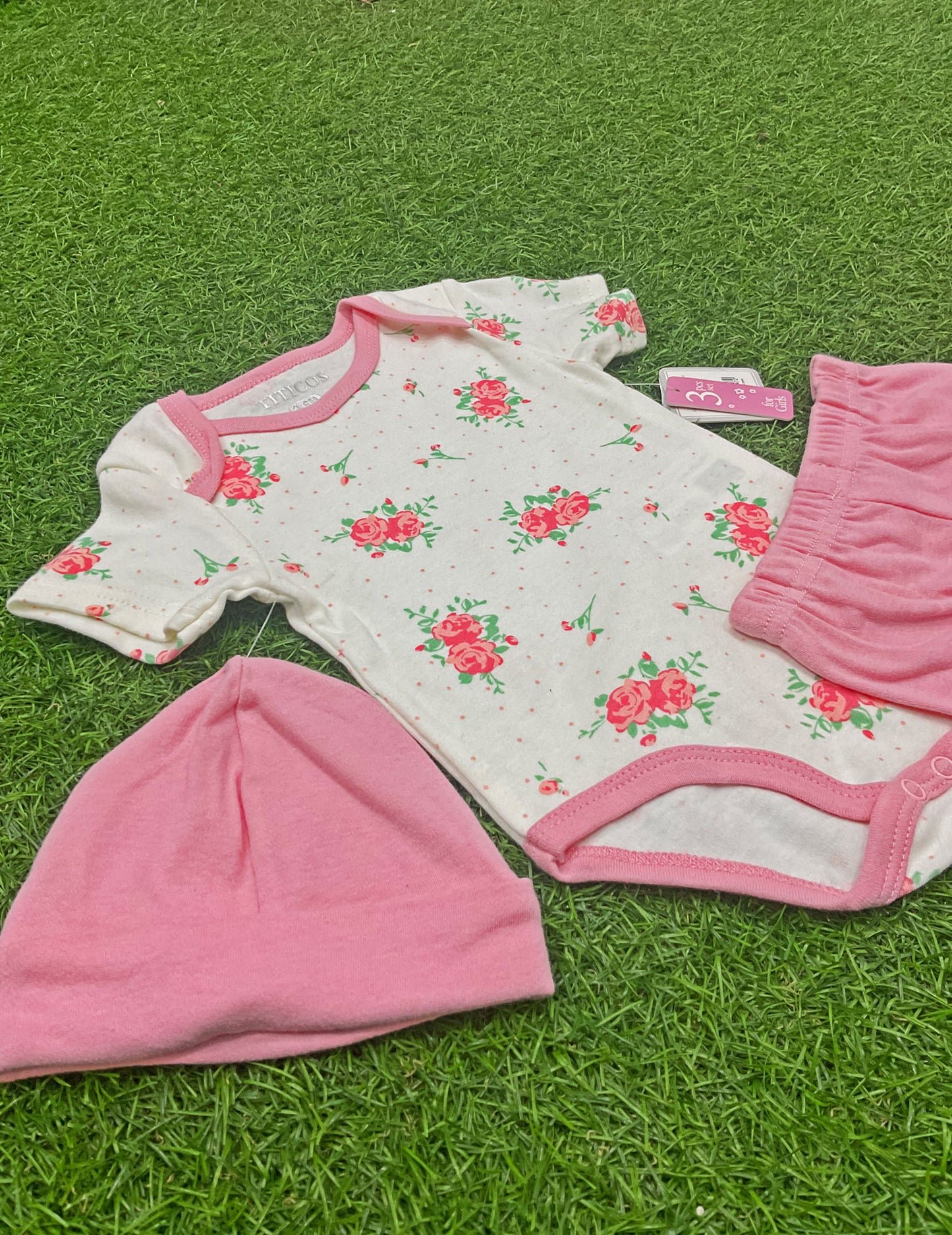 Conjunto de tres piezas - 251425747