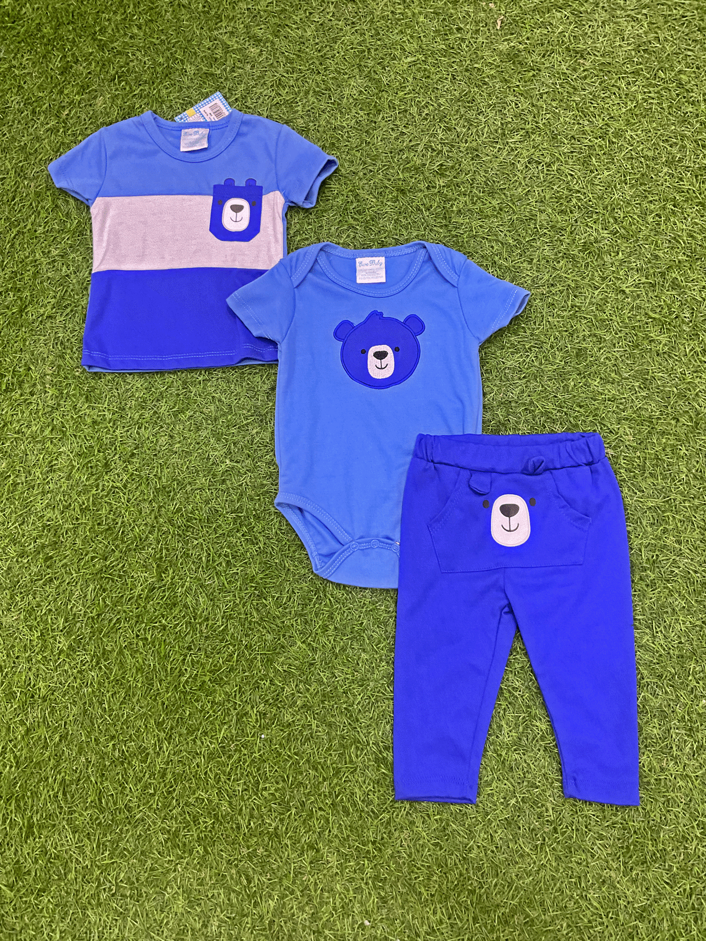 Conjunto de tres piezas - 1010718