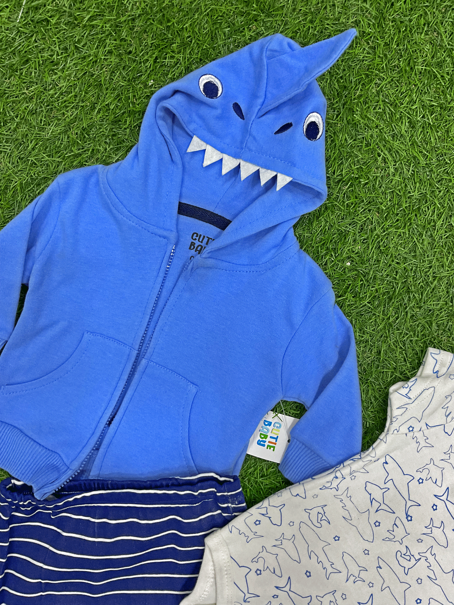 Conjunto de tres piezas - 4232467