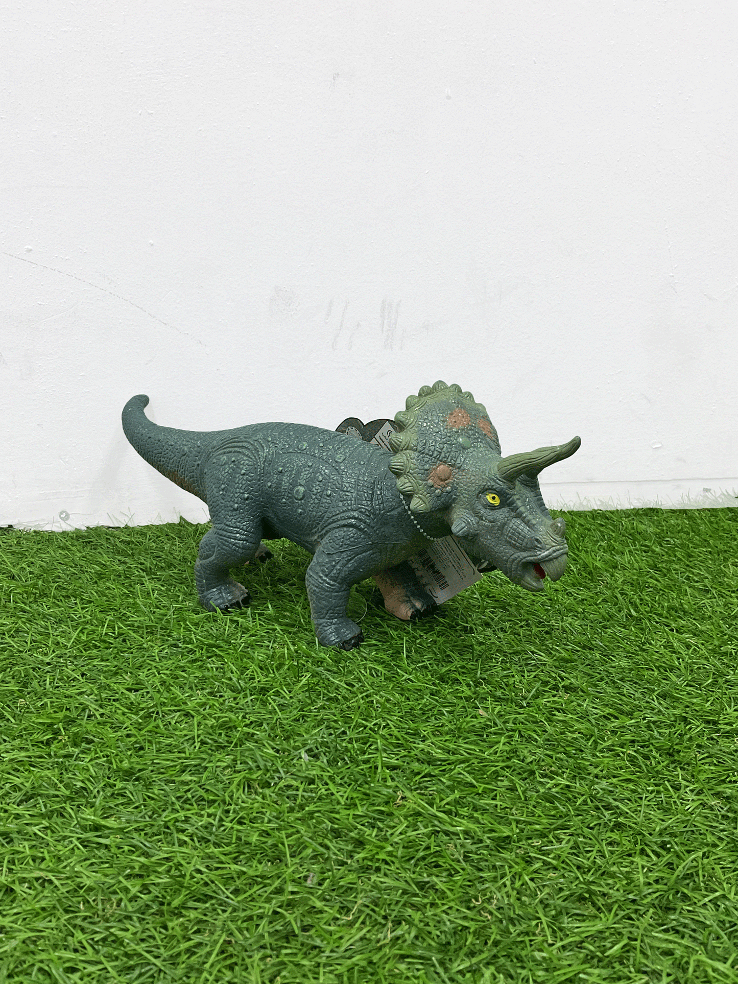 DINOSAURIO - FZ57