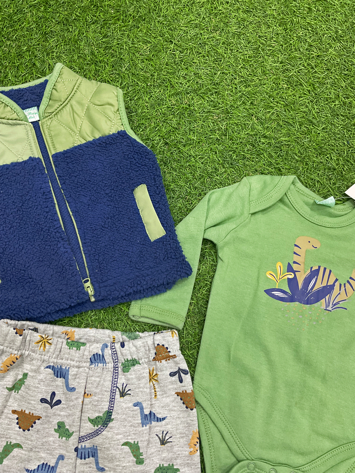 Conjunto de tres piezas - 2900312