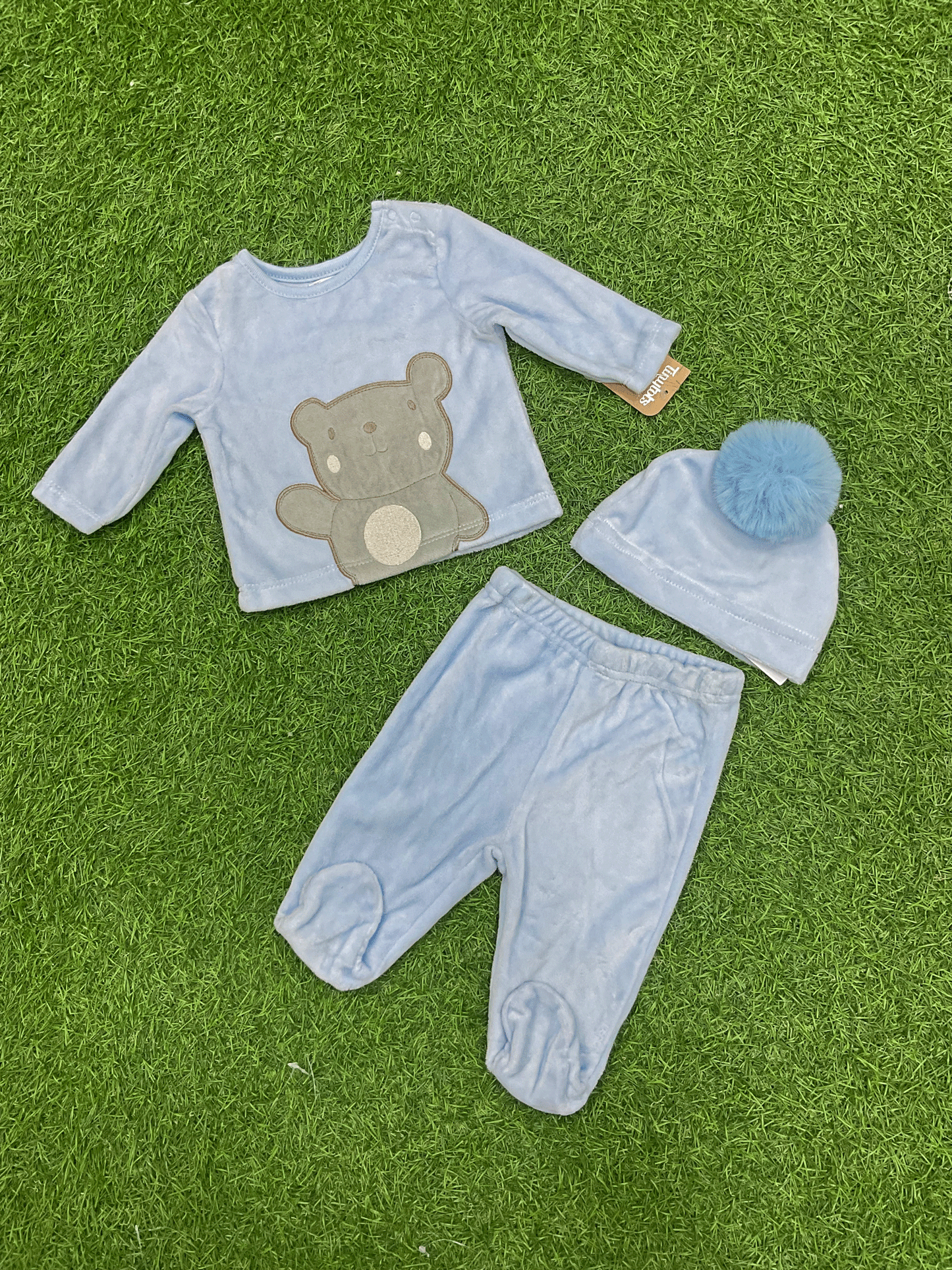 Conjunto de tres piezas - MH01098GB