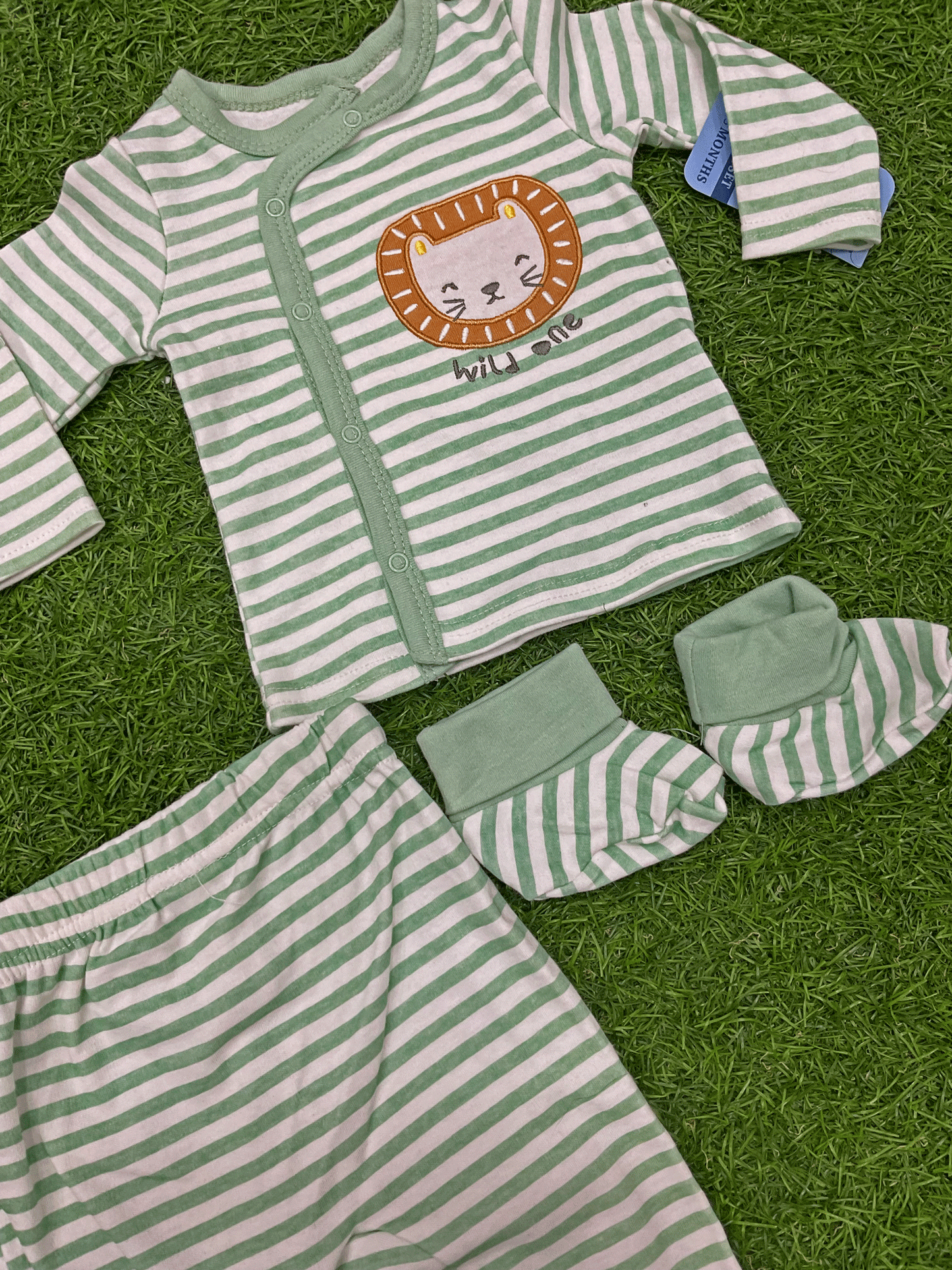 Conjunto de tres piezas - D95036TT