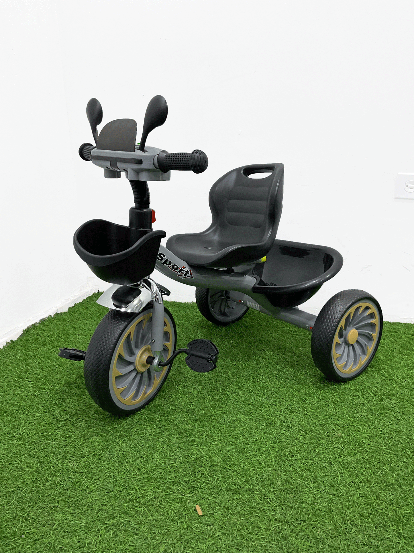TRICICLO - HX44