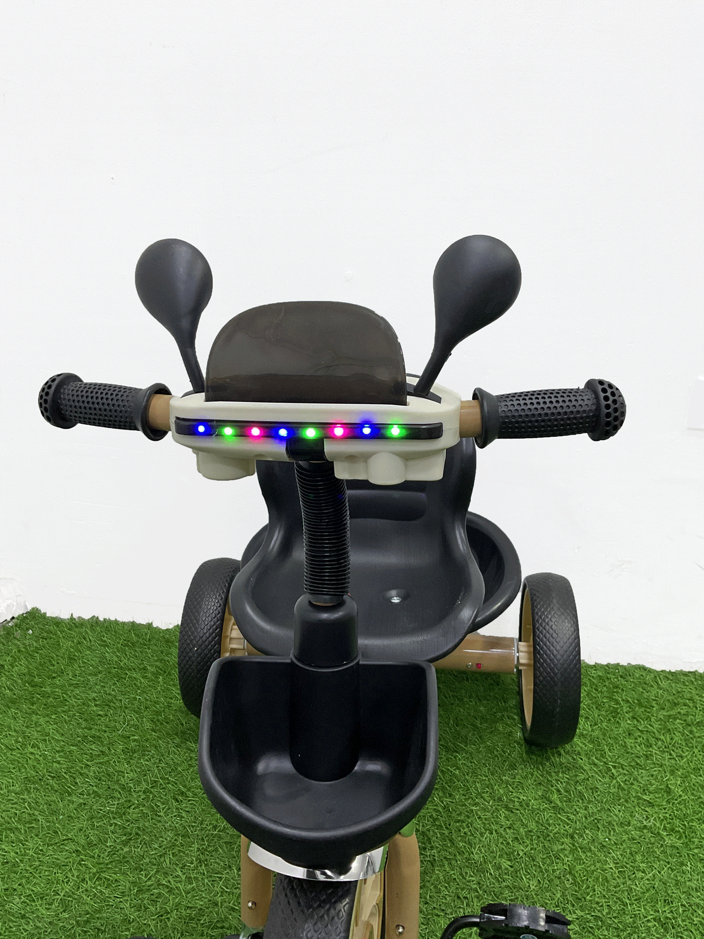 TRICICLO - HX44