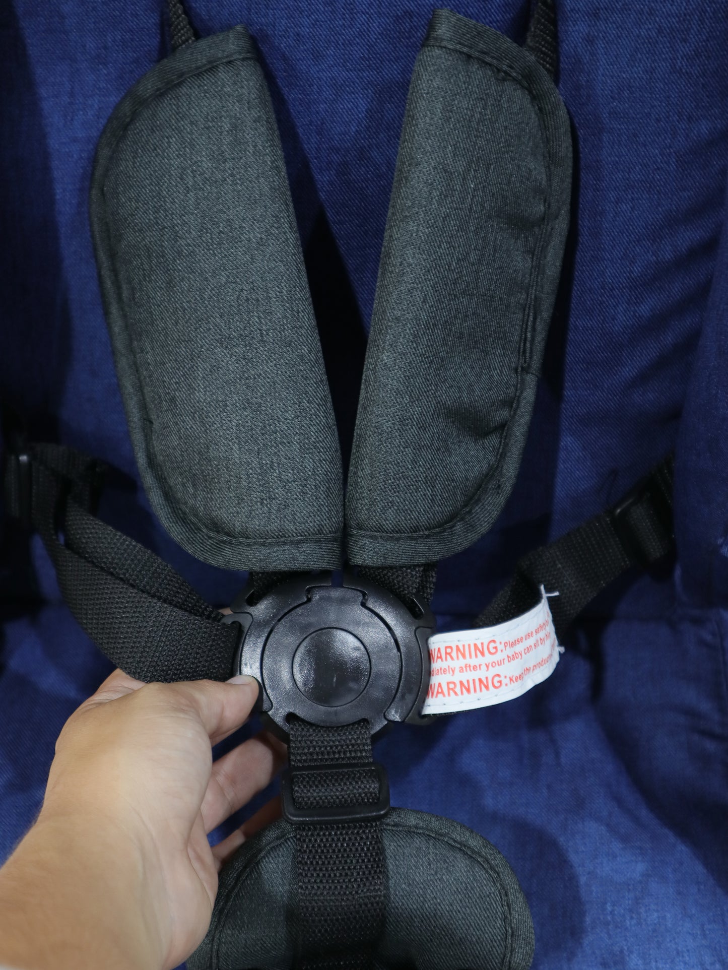 Coche unicolor con porta bebé -VSPL2