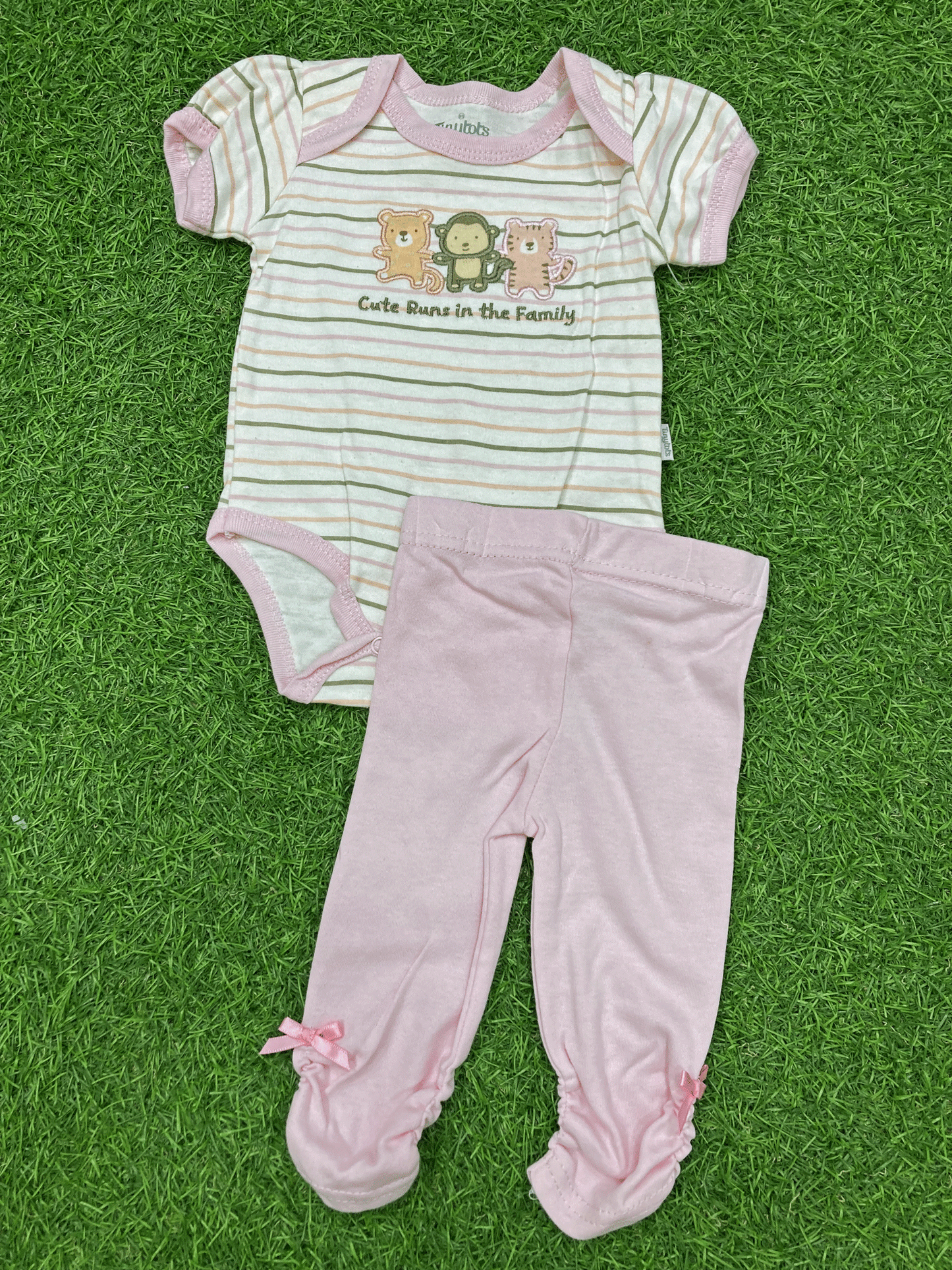 SET DE 5 PIEZAS - D07320TT