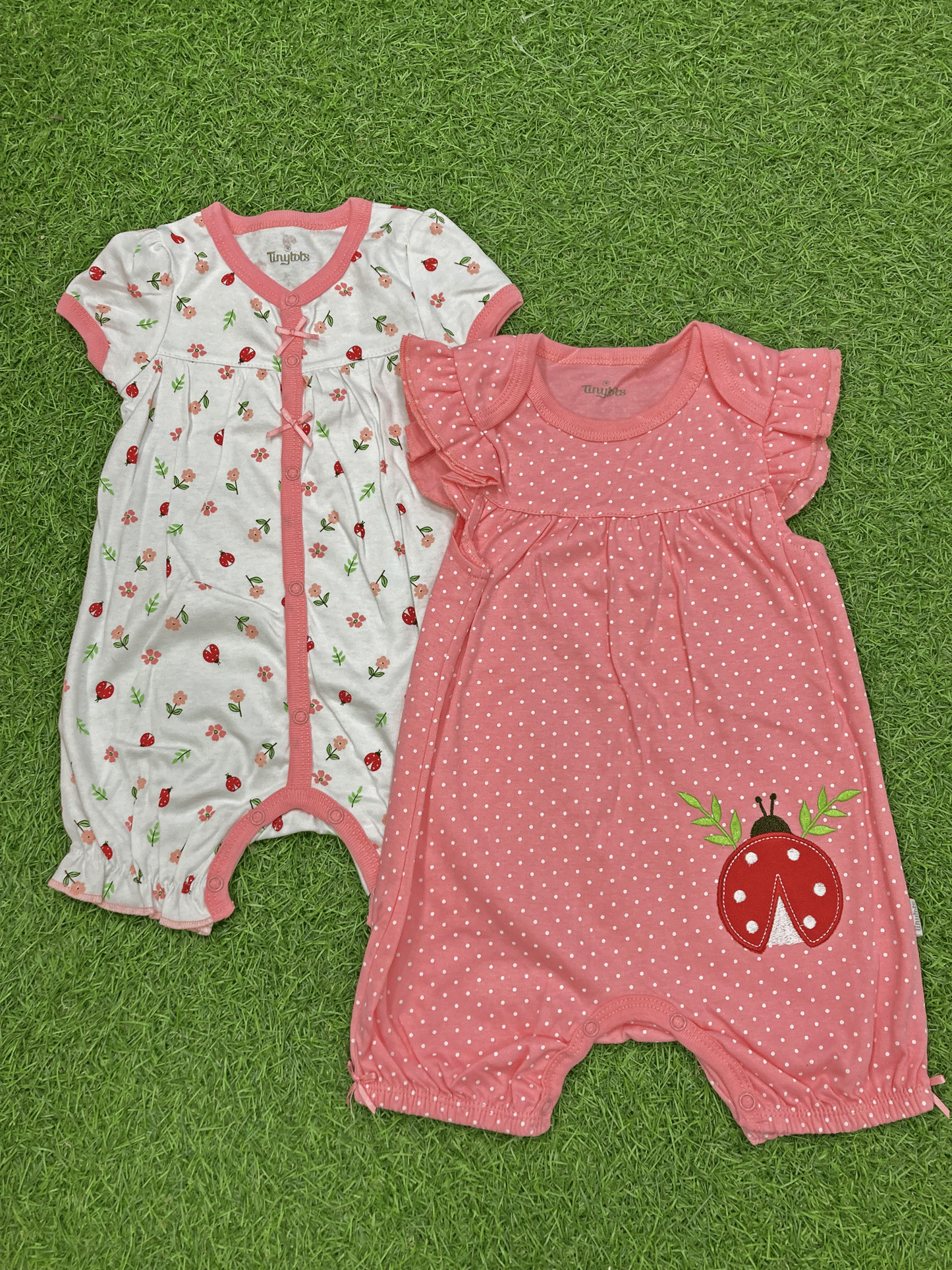 SET DE 2 PIEZAS - D84377TT