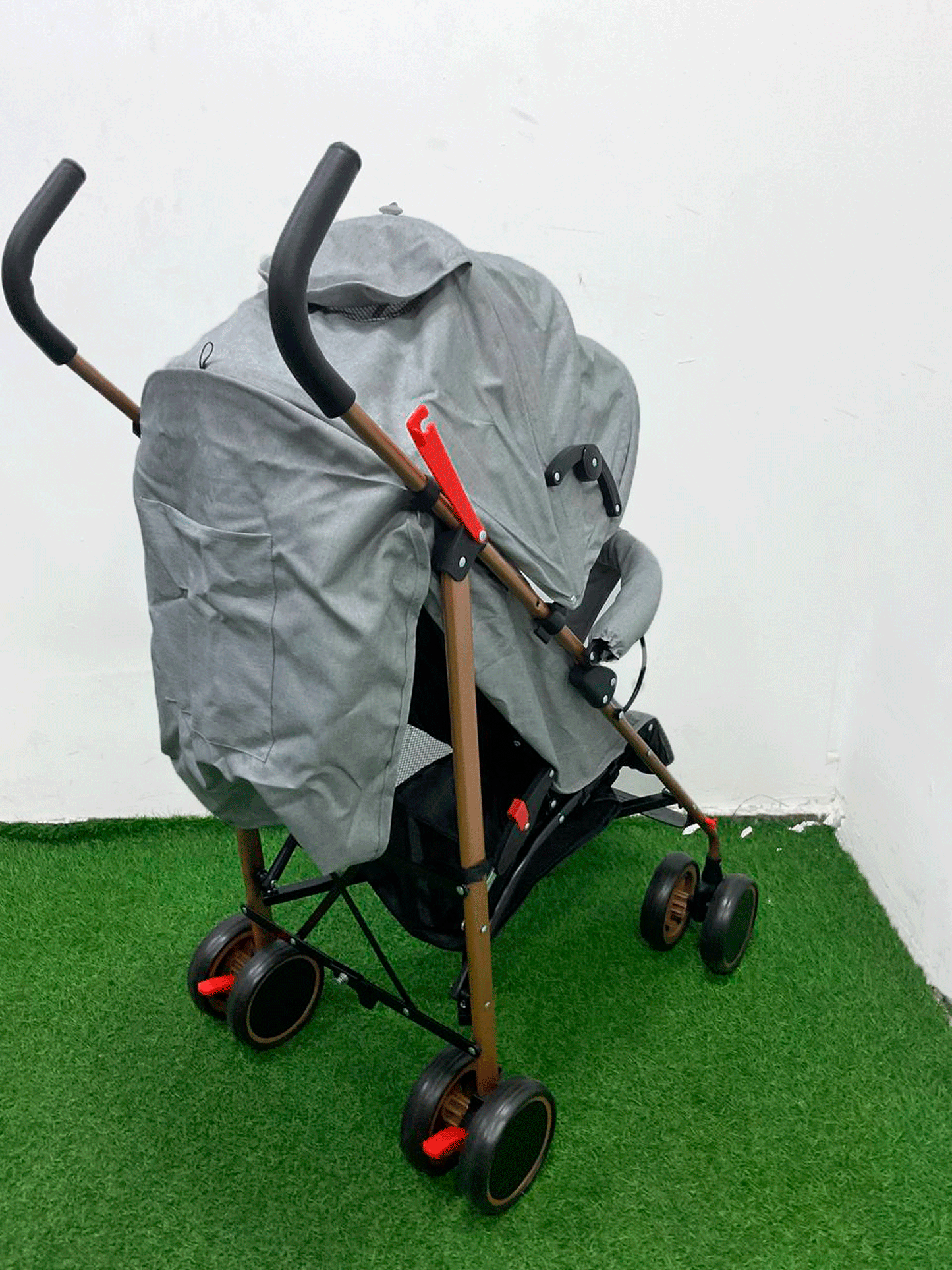 COCHE - KG102