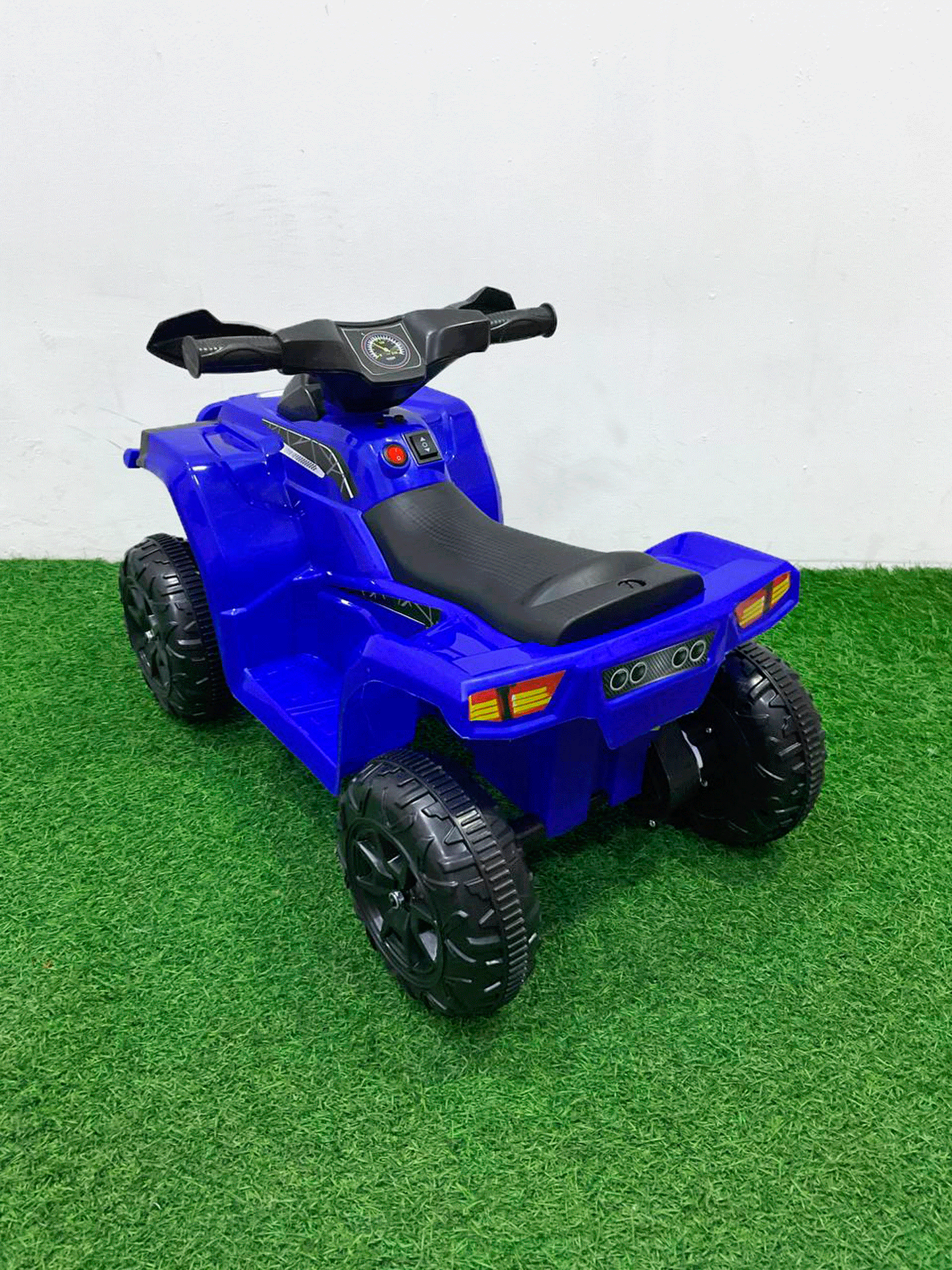CUATRIMOTO PEQUEÑA - JMB116