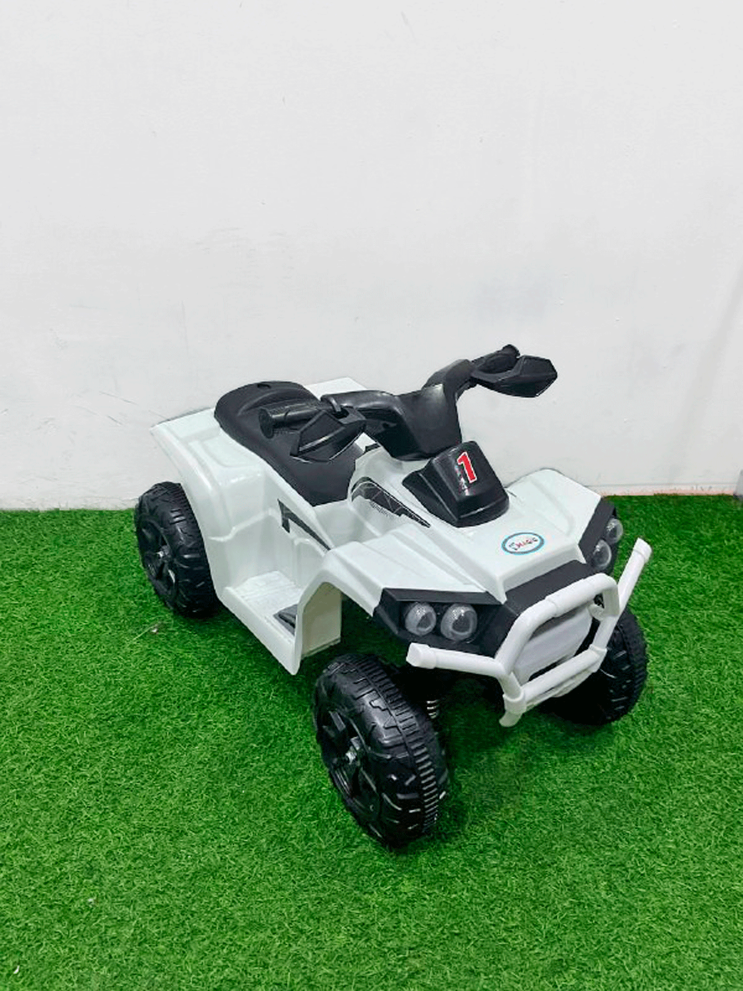 CUATRIMOTO PEQUEÑA - JMB116