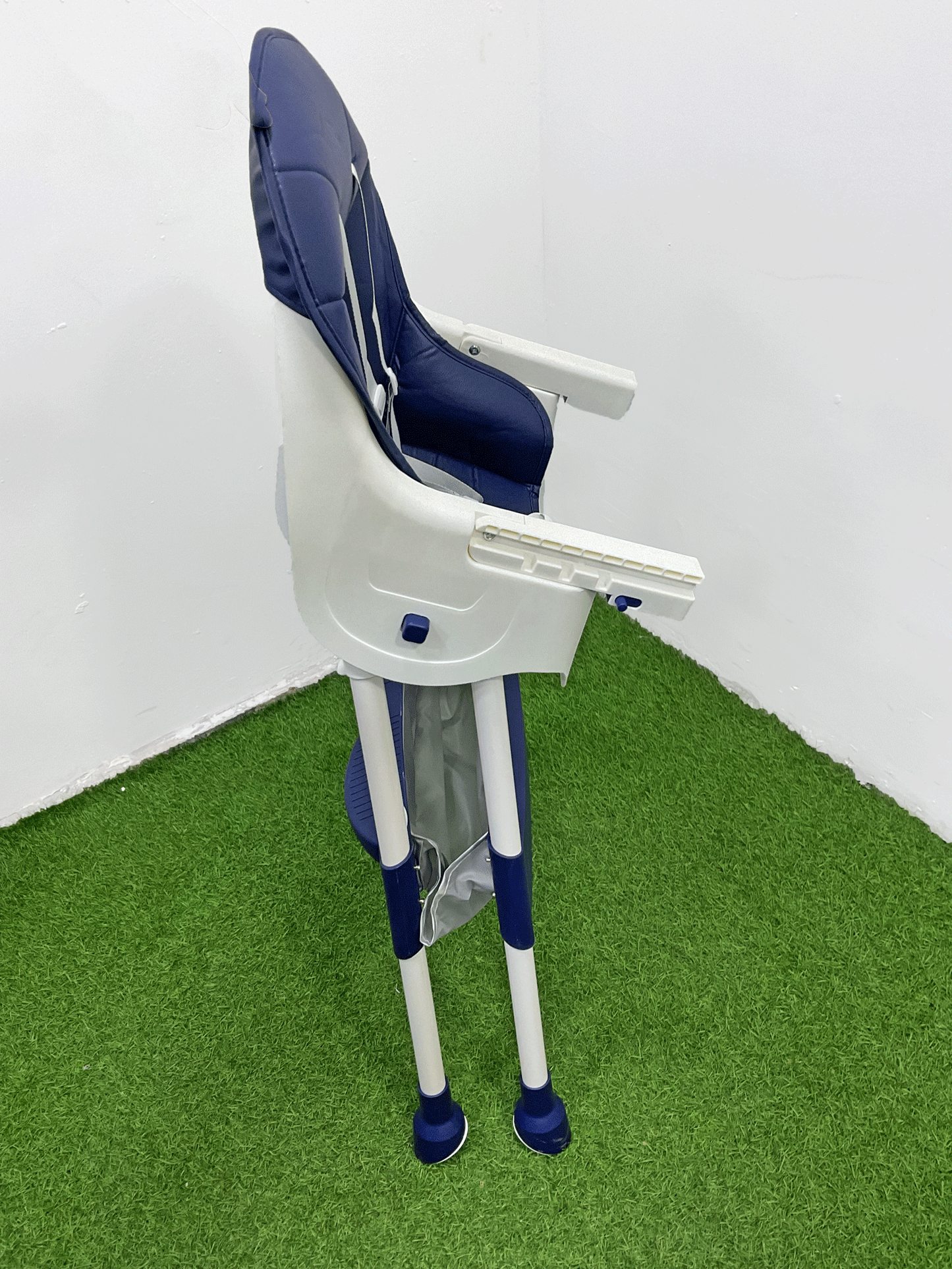 SILLA DE COMER  PLEGABLE - KB059085