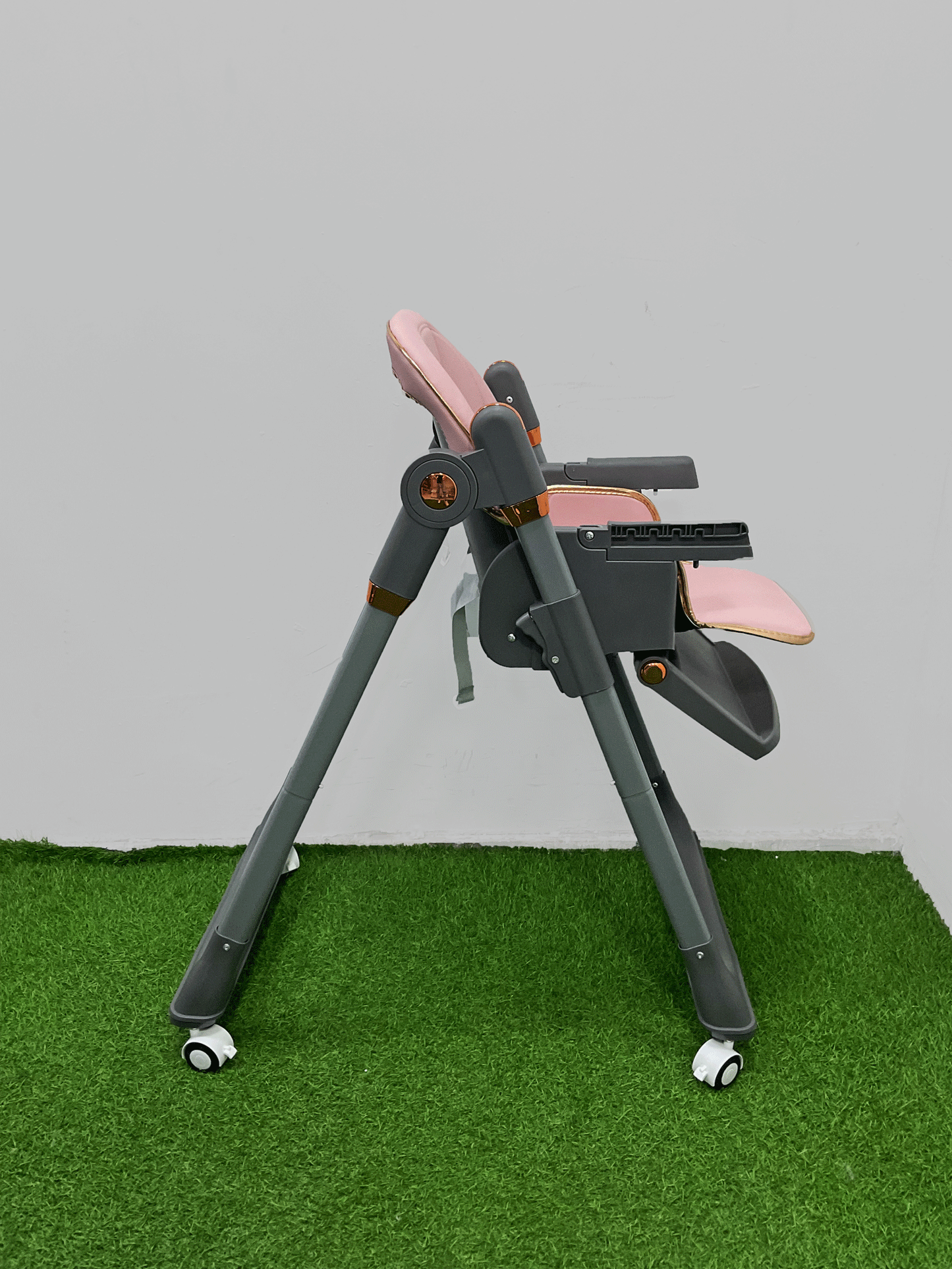 SILLA DE COMER PLEGABLE - BA9000
