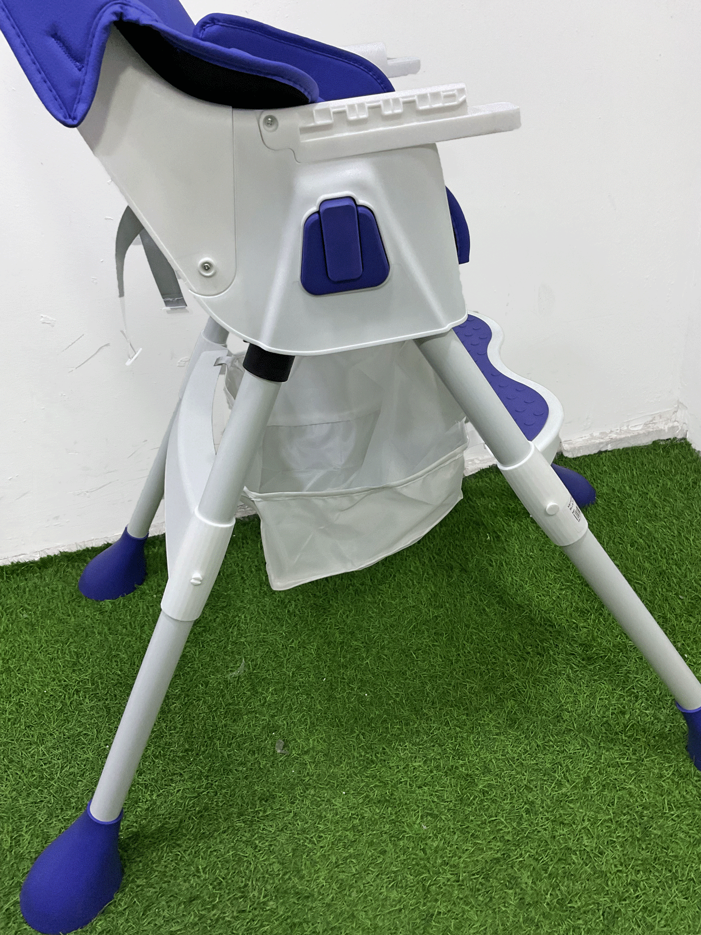 SILLA DE COMER PLEGABLE - KB110346