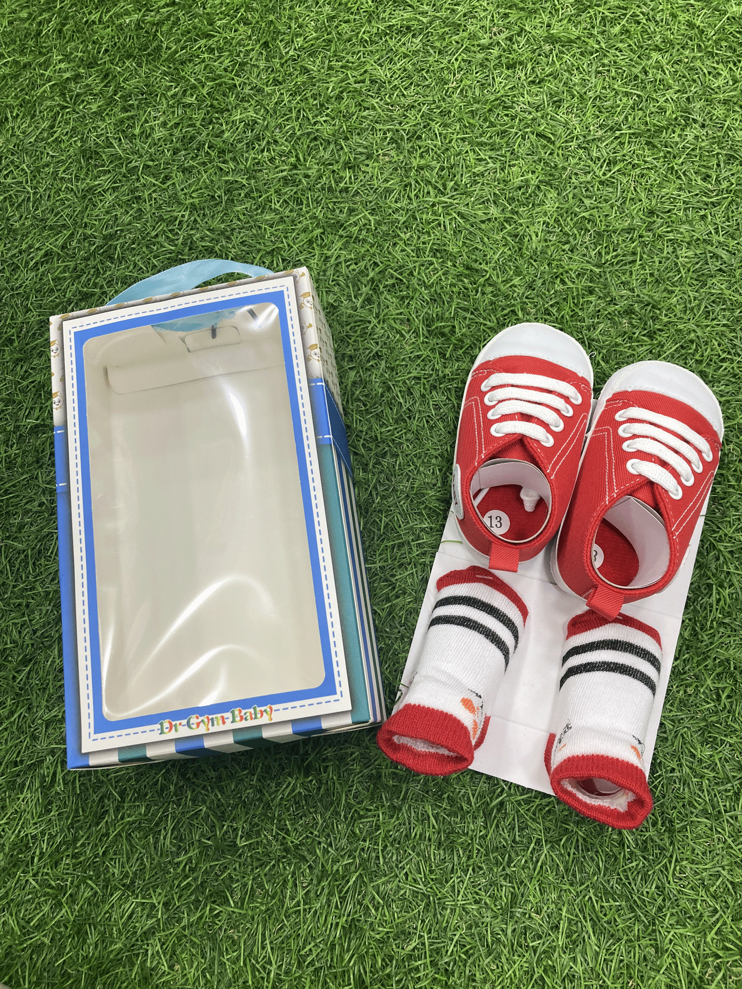 SET DE ZAPATOS Y MEDIAS PARA BEBE - 87072