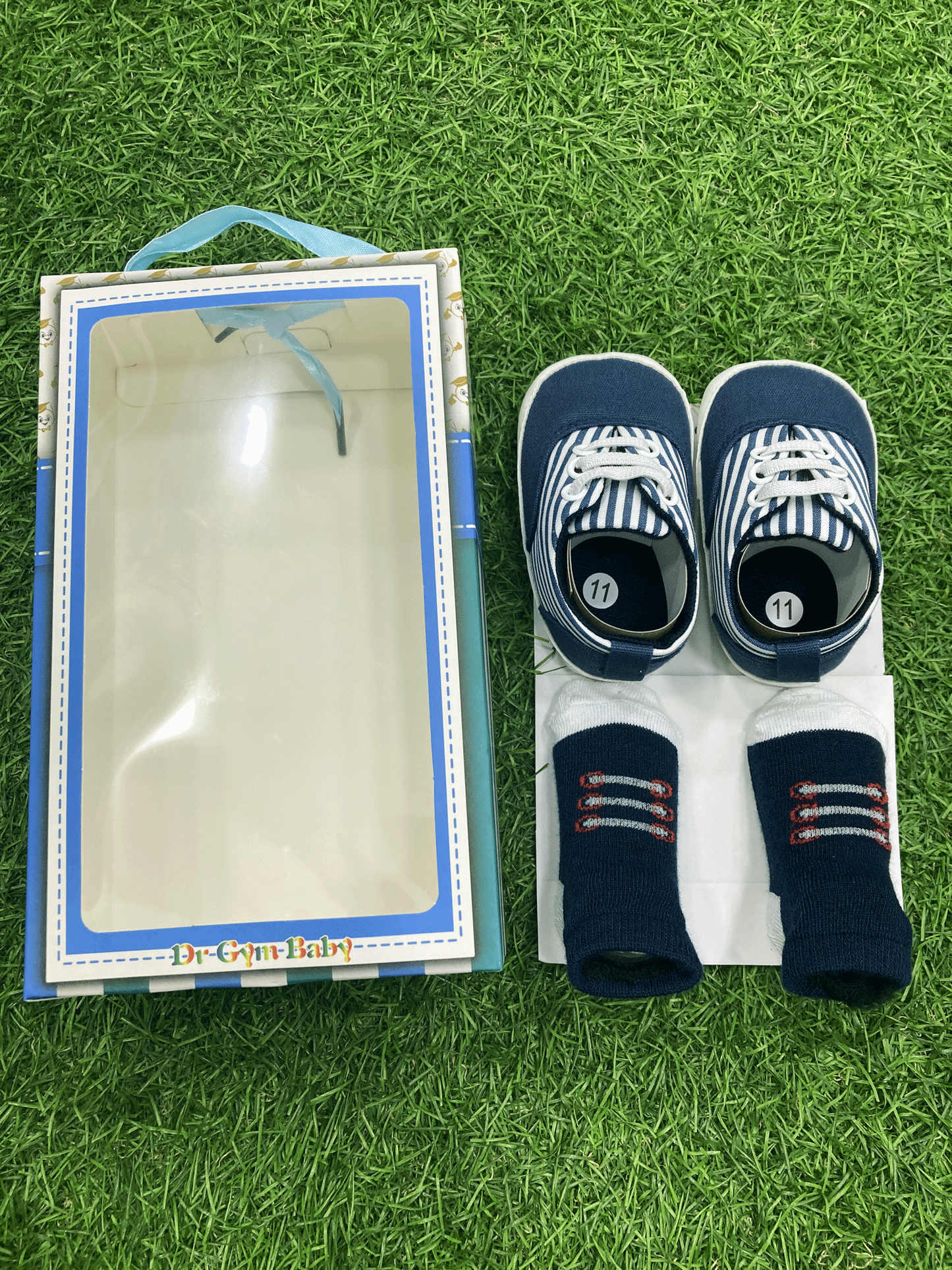 SET DE ZAPATOS Y MEDIAS PARA BEBE - 87072