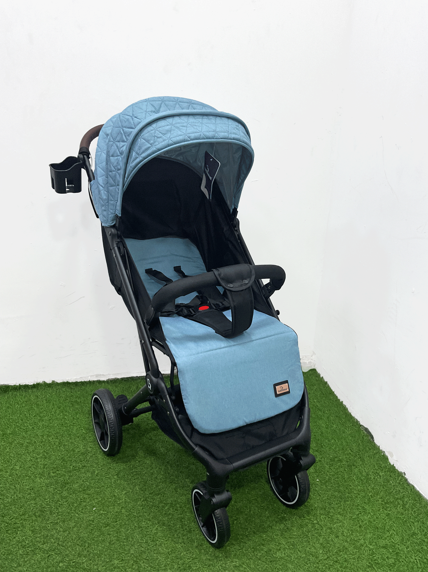COCHE CON PORTA BEBE - VISTA303CB