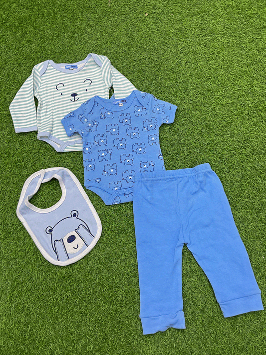 Conjunto de cuatro piezas - 4230859