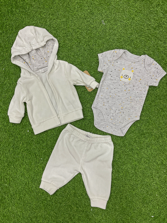 Conjunto de tres piezas - S010138GB