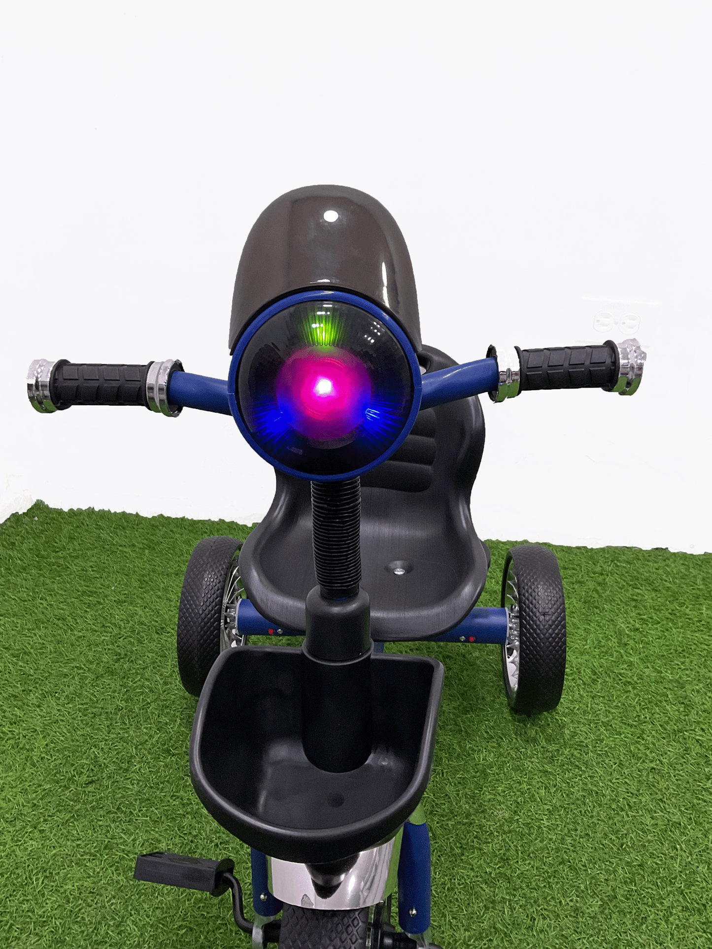TRICICLO - HX47