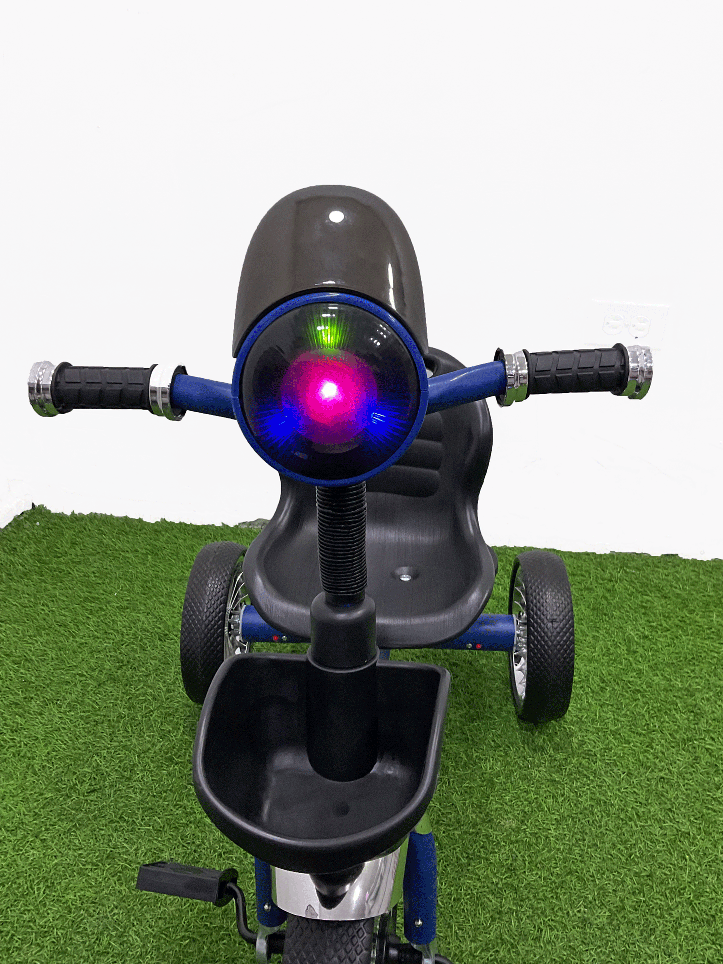 TRICICLO - HX47