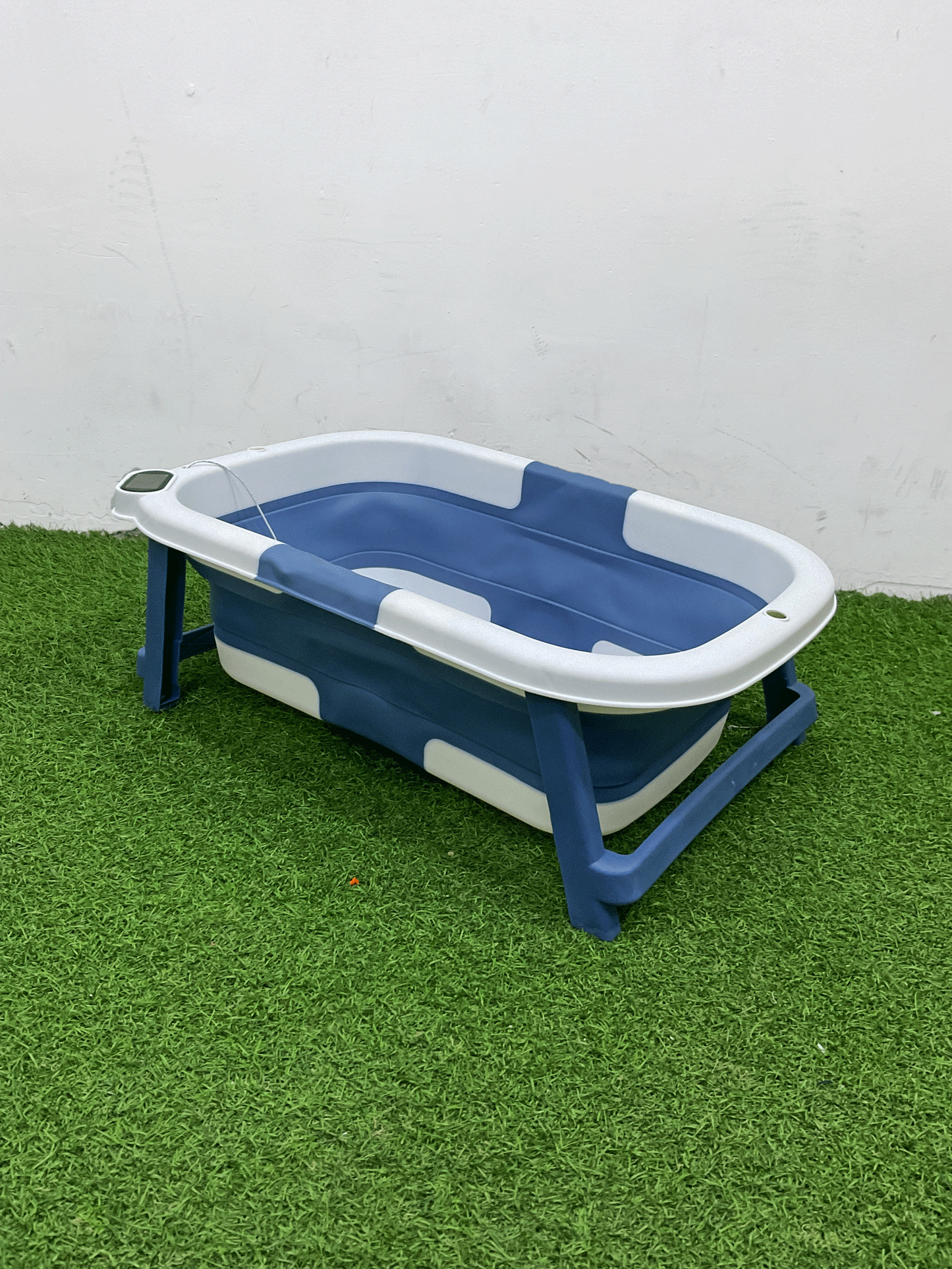 BAÑERA PLEGABLE CON TERMÓMETRO DÍGITAL - A78002