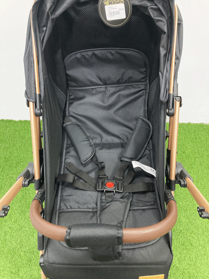 COCHE- A8BLACK
