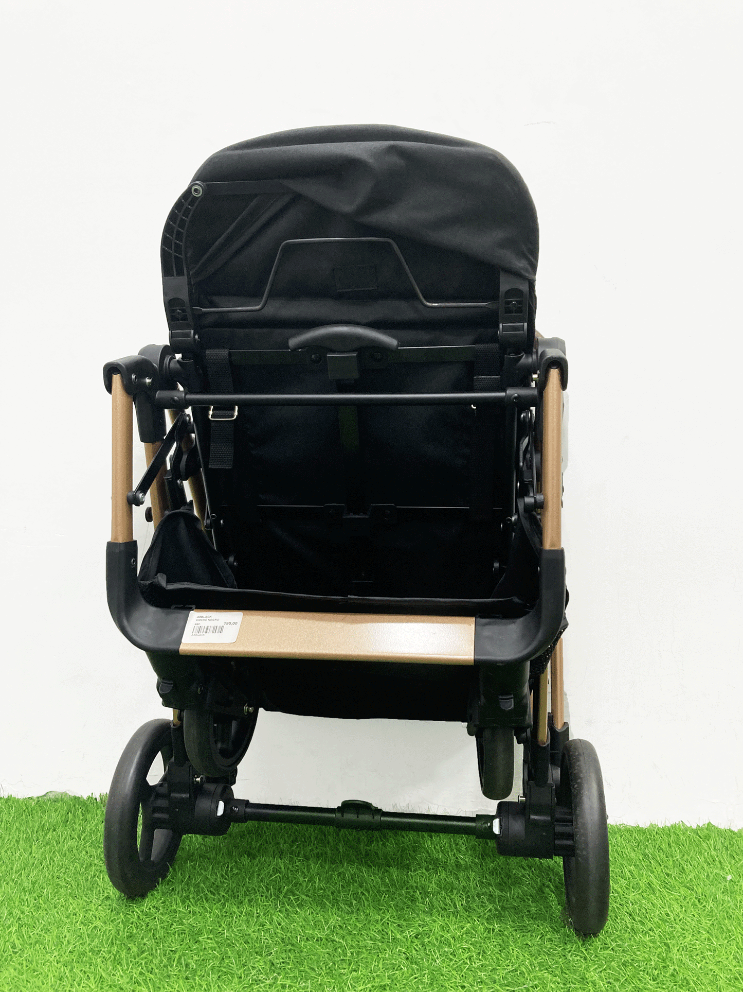 COCHE- A8BLACK