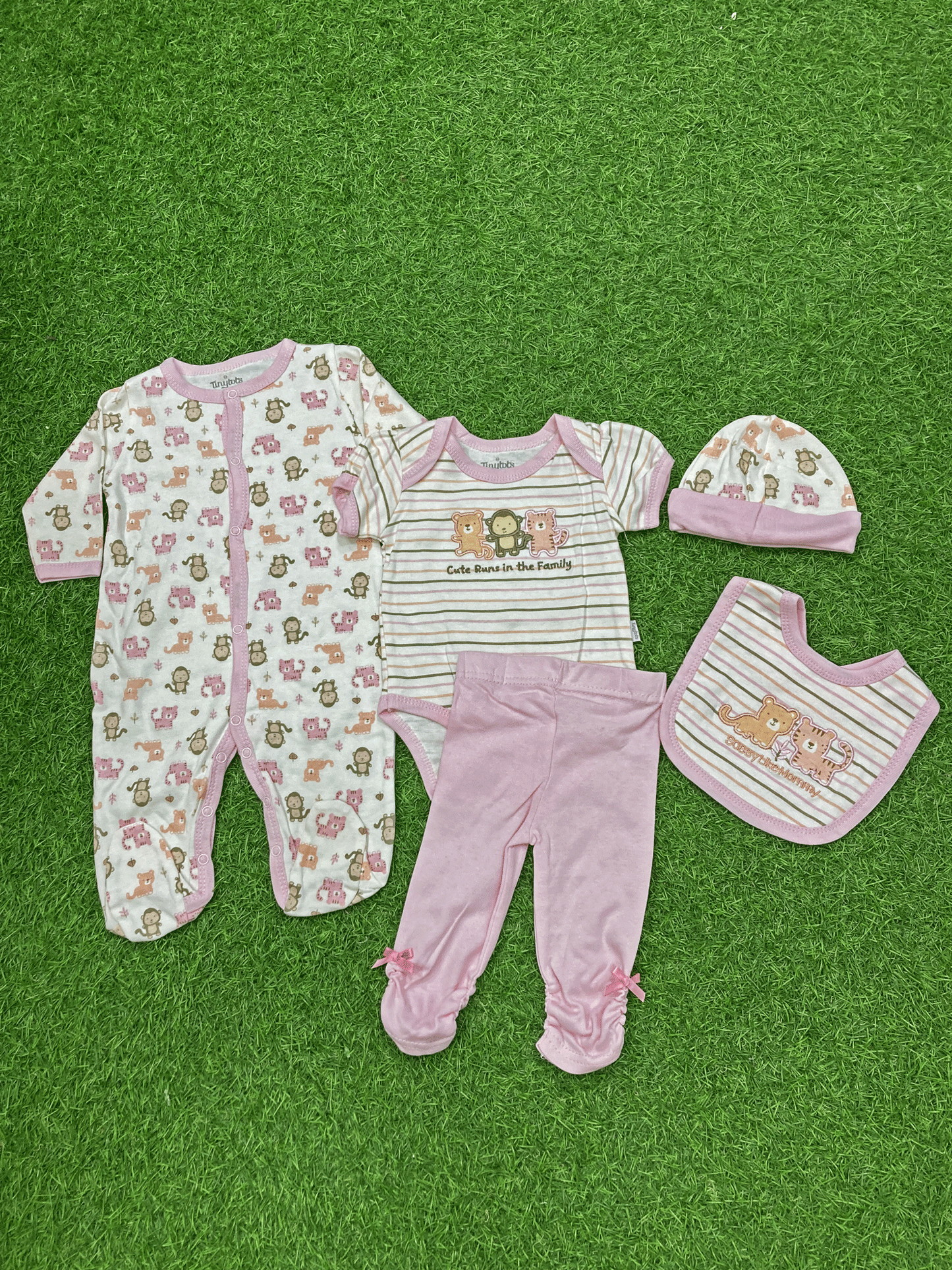 SET DE 5 PIEZAS - D07320TT