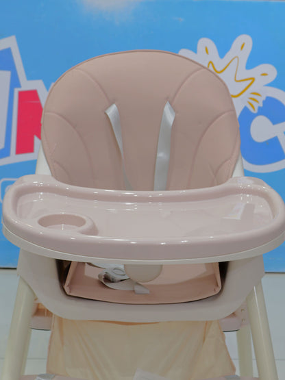 Silla de comer con rueditas -KB035463