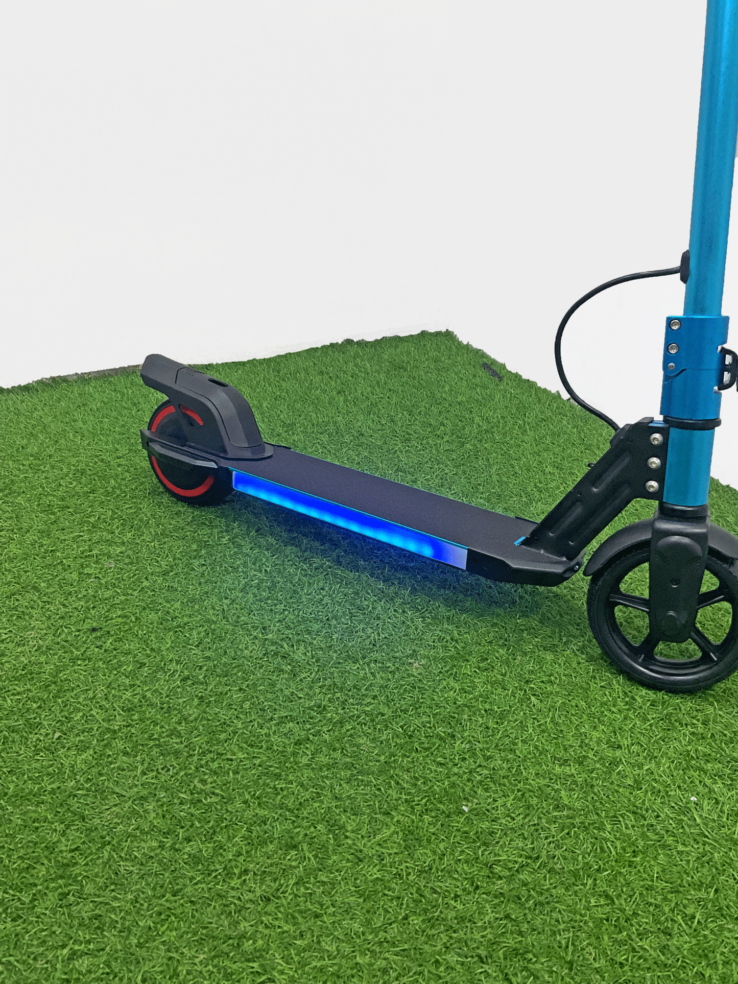 MONOPATIN ELÉCTRICO - LT13