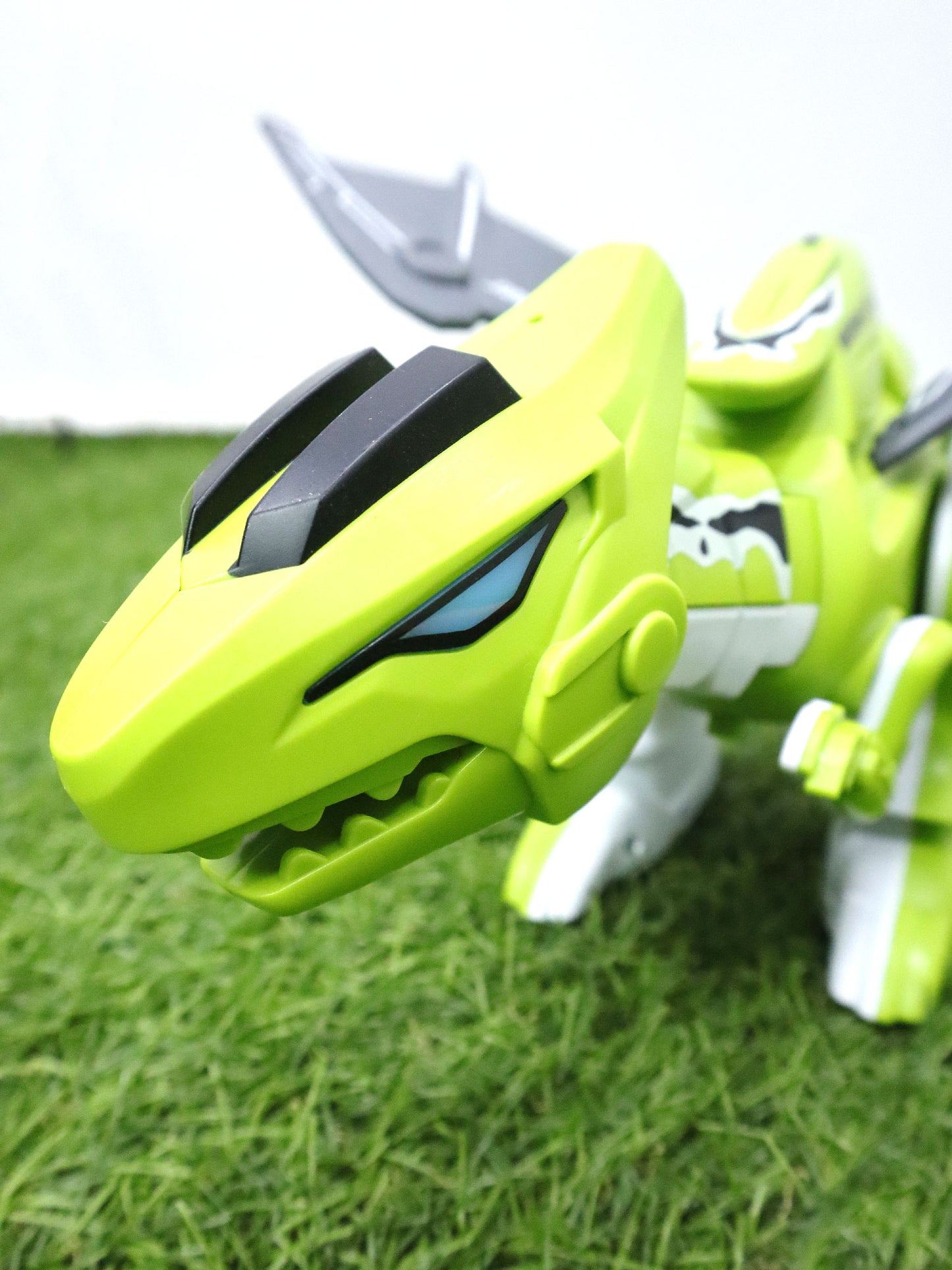 Dinosaurio con control remoto - NI88